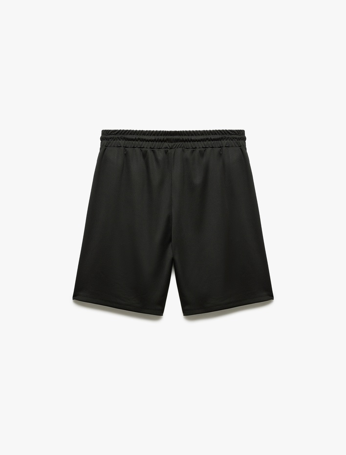  Baskılı Cep Detaylı Beli Bağcıklı Spor Şort