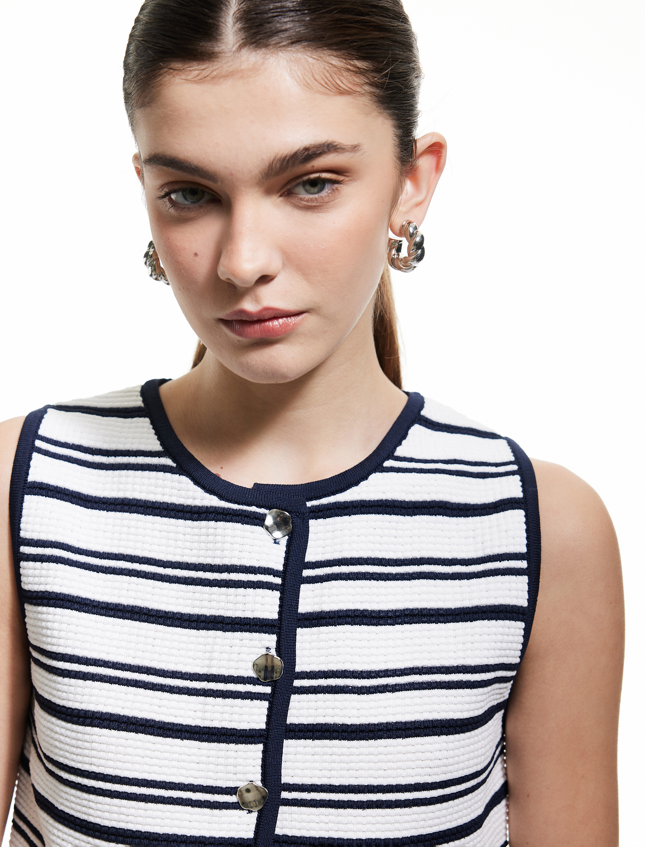   Düğmeli Kolsuz Dokulu Bisiklet Yaka Çizgili Triko Yelek