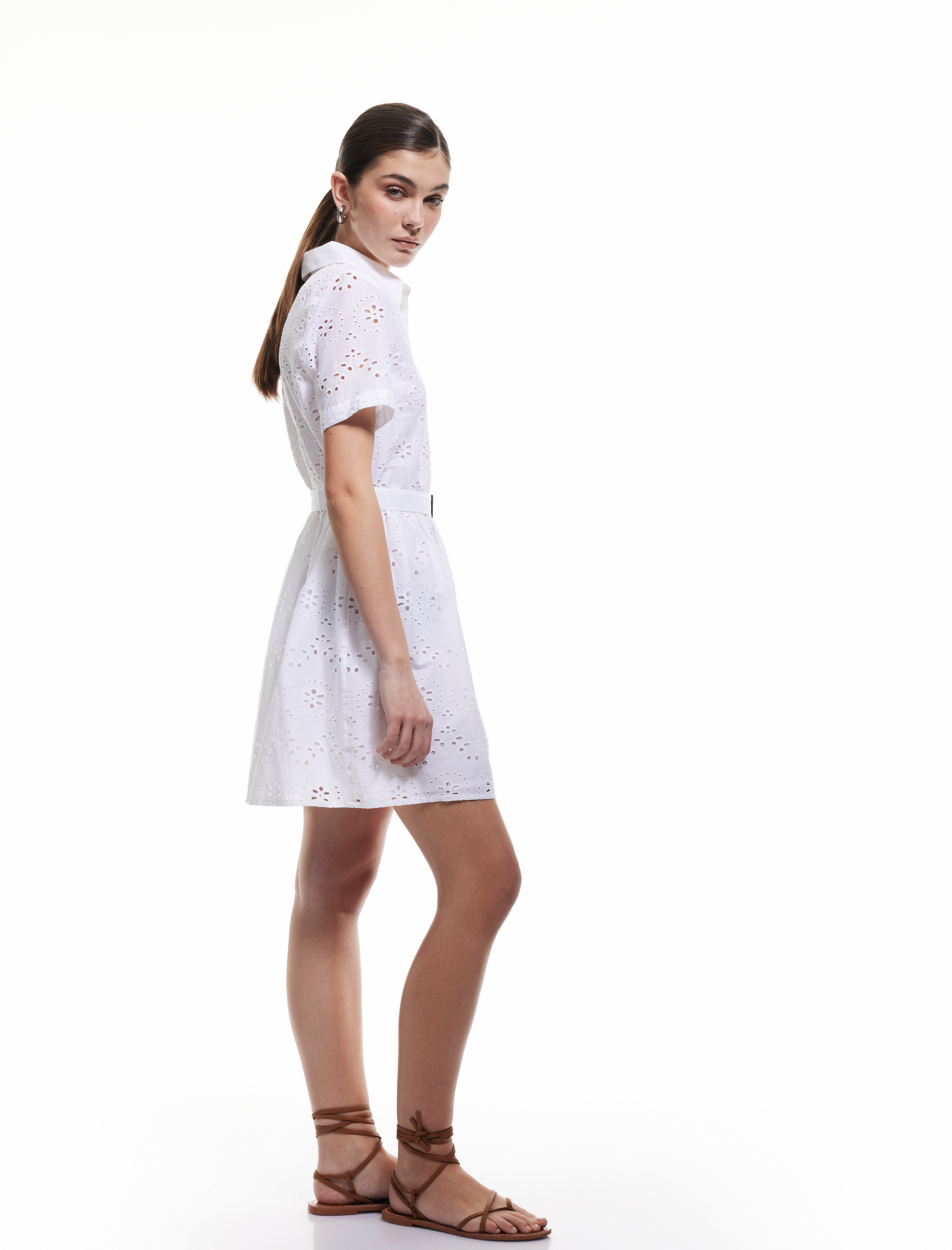   Pamuklu Düğmeli Kemerli Kısa Kollu Fisto Brodeli Mini Gömlek Elbise