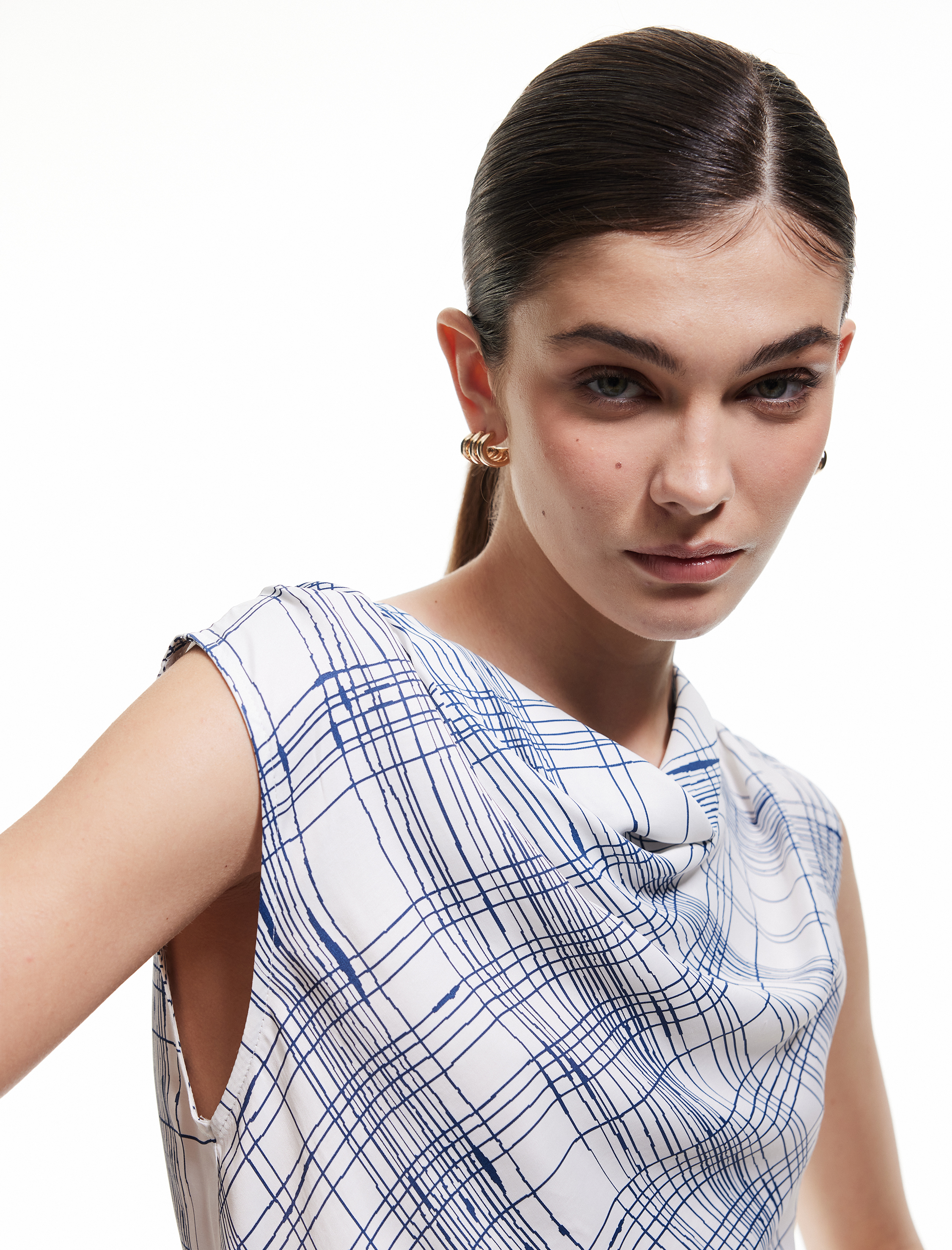   Viskon Kolsuz Degaje Yaka Ekose Saten Bluz