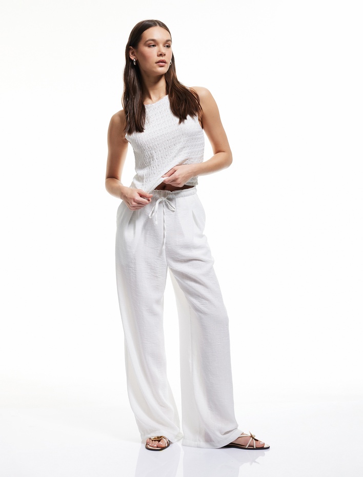  Bisiklet Yaka Kolsuz Dokulu Slim Fit Crop Üst Bürümcük