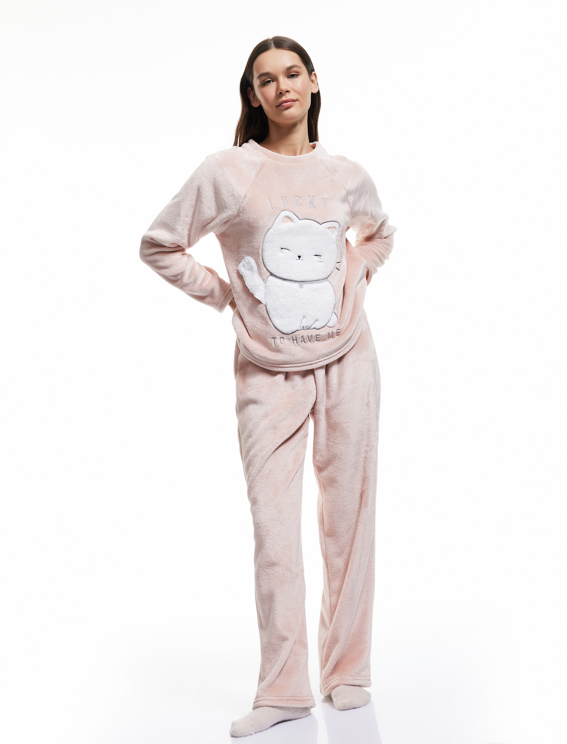 Koton Kadın Kedi Aplike Detaylı Uzun Kollu Peluş Polar Pijama Takımı -1