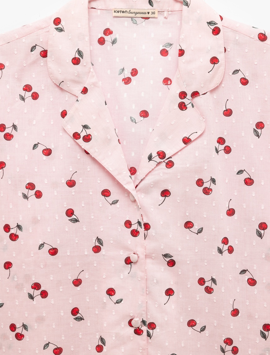   Pamuklu Gömlek Yaka Kiraz Desenli Kısa Kollu Pijama Üstü