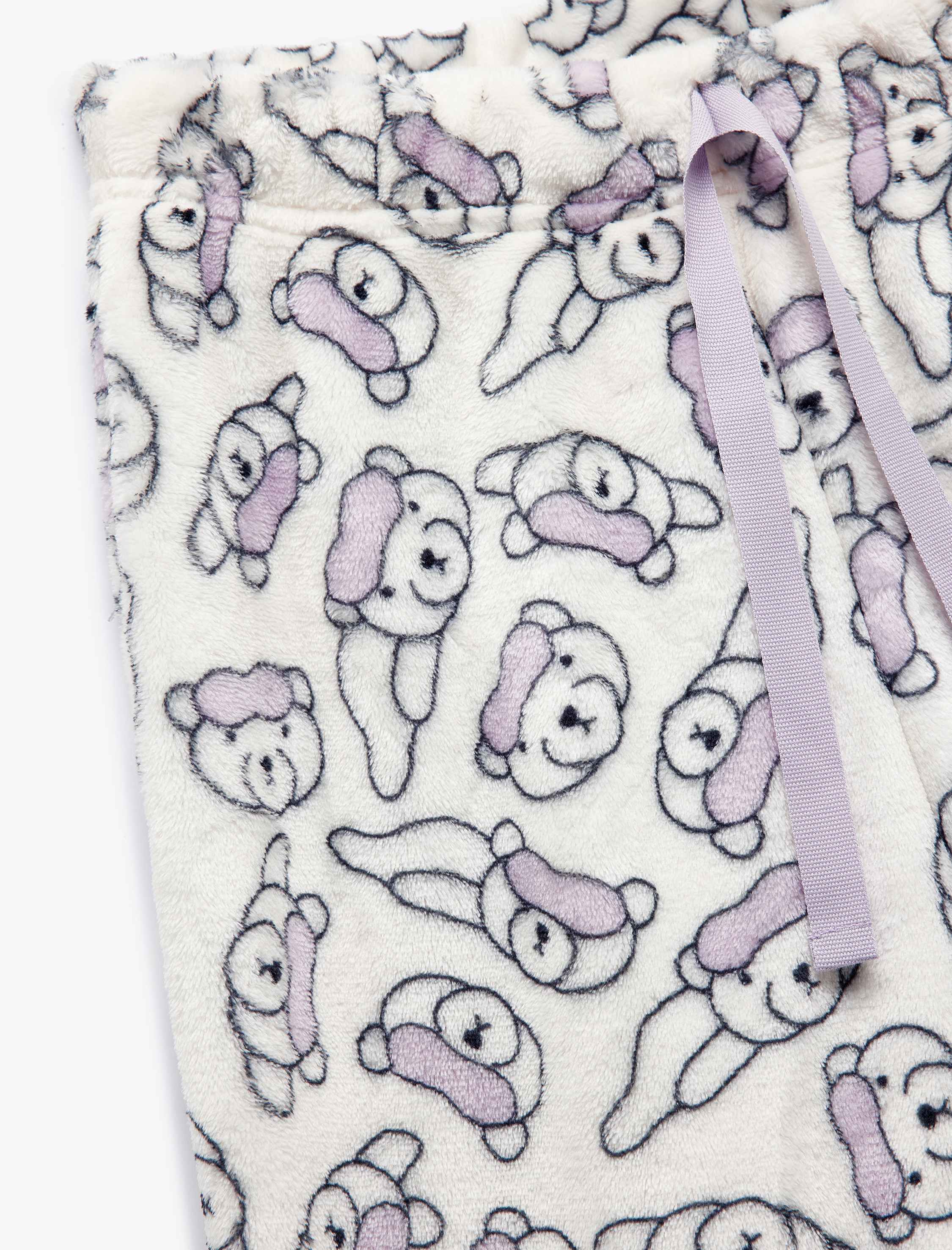   Rahat Kalıp Ayıcık Aplike Detaylı Uzun Kollu Peluş Polar Pijama Takımı