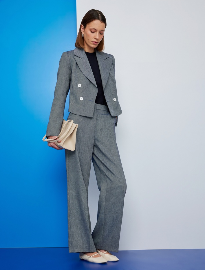  Uzun Kollu Düğmeli Kruvaze Yaka Crop Blazer Ceket