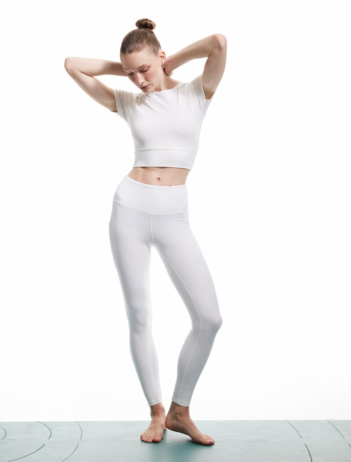  Bağlama Detaylı Slim Fit Kısa Kollu Bisiklet Yaka Crop Spor Tişört