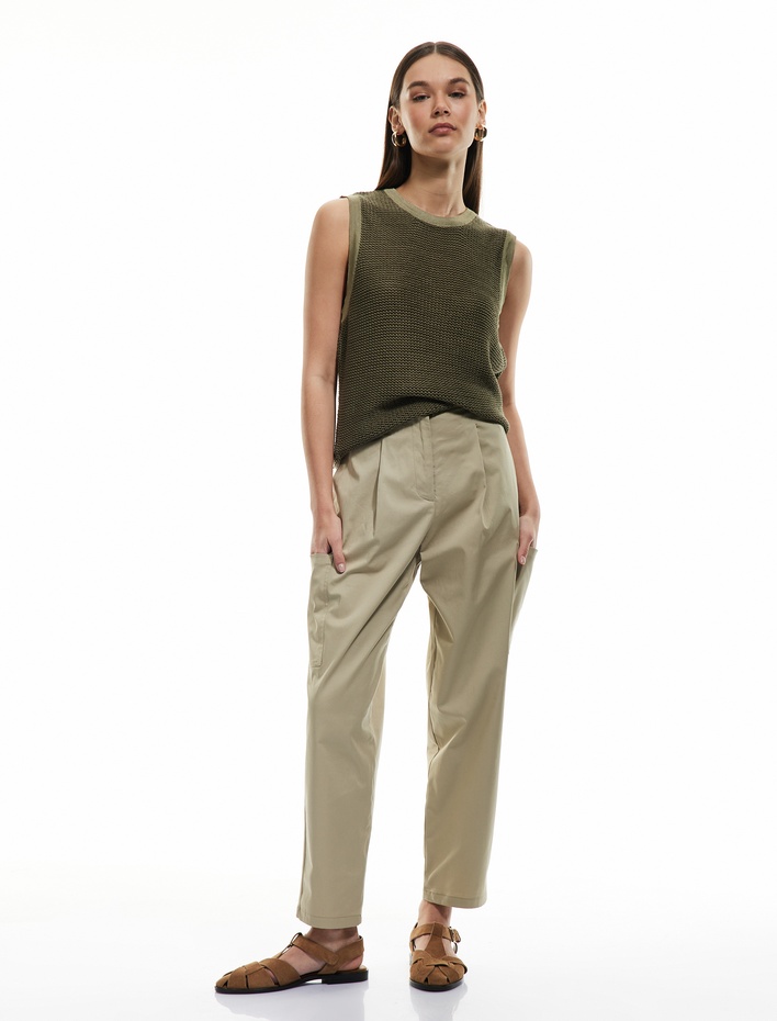  Bisiklet Yaka Kolsuz Dokulu Triko Süveter