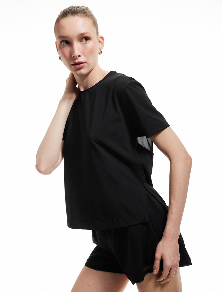  Sırt Detaylı Bisiklet Yaka Kısa Kollu Spor Tişört