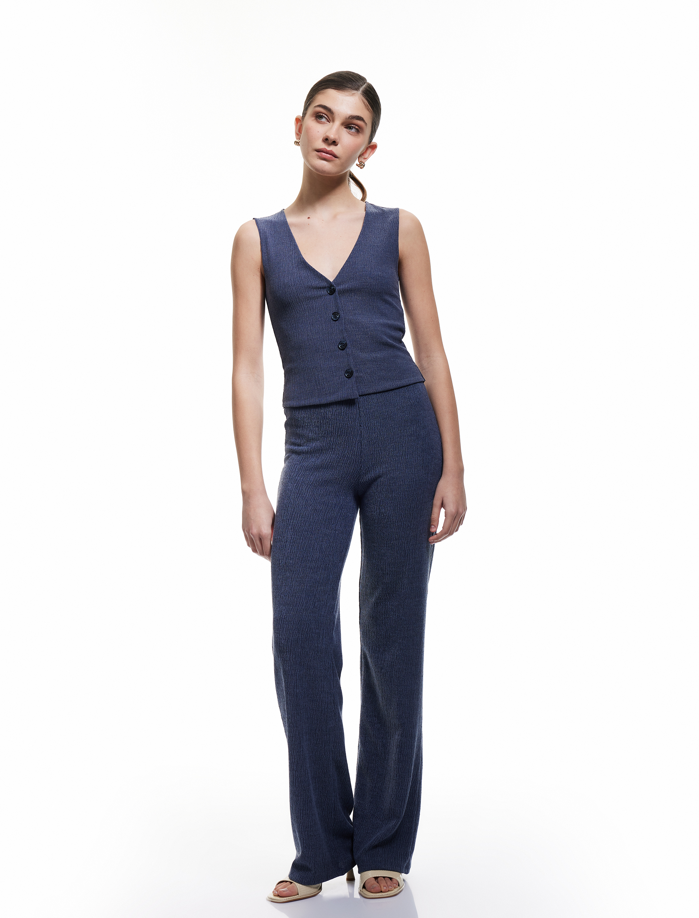   Slim Fit Kolsuz Düğmeli V Yaka Yelek