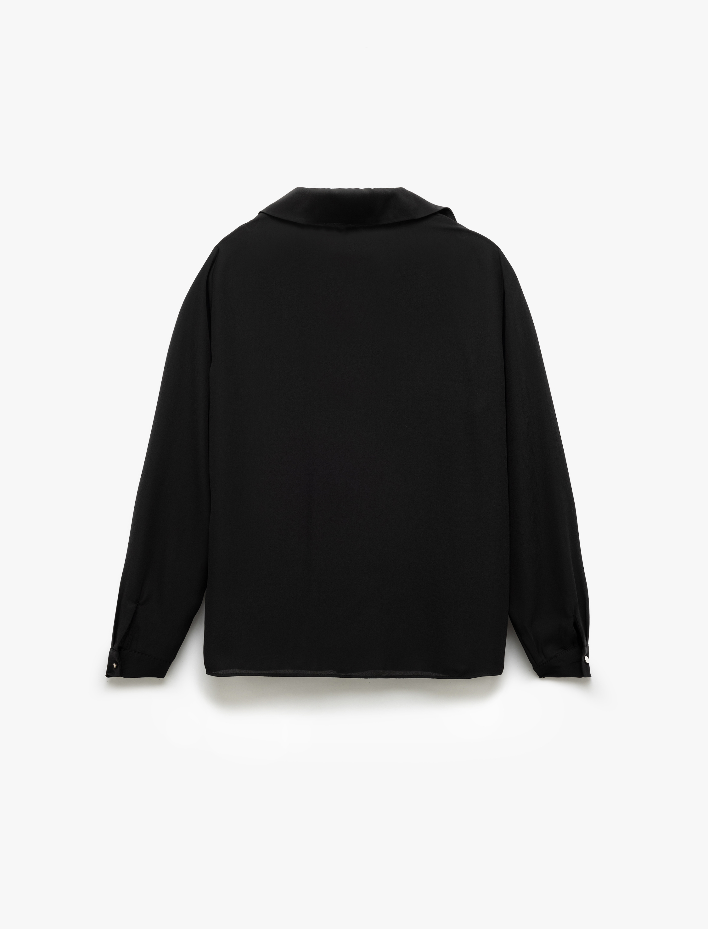   Klasik Yaka Düğmeli Krep Kumaş Uzun Kollu Gömlek