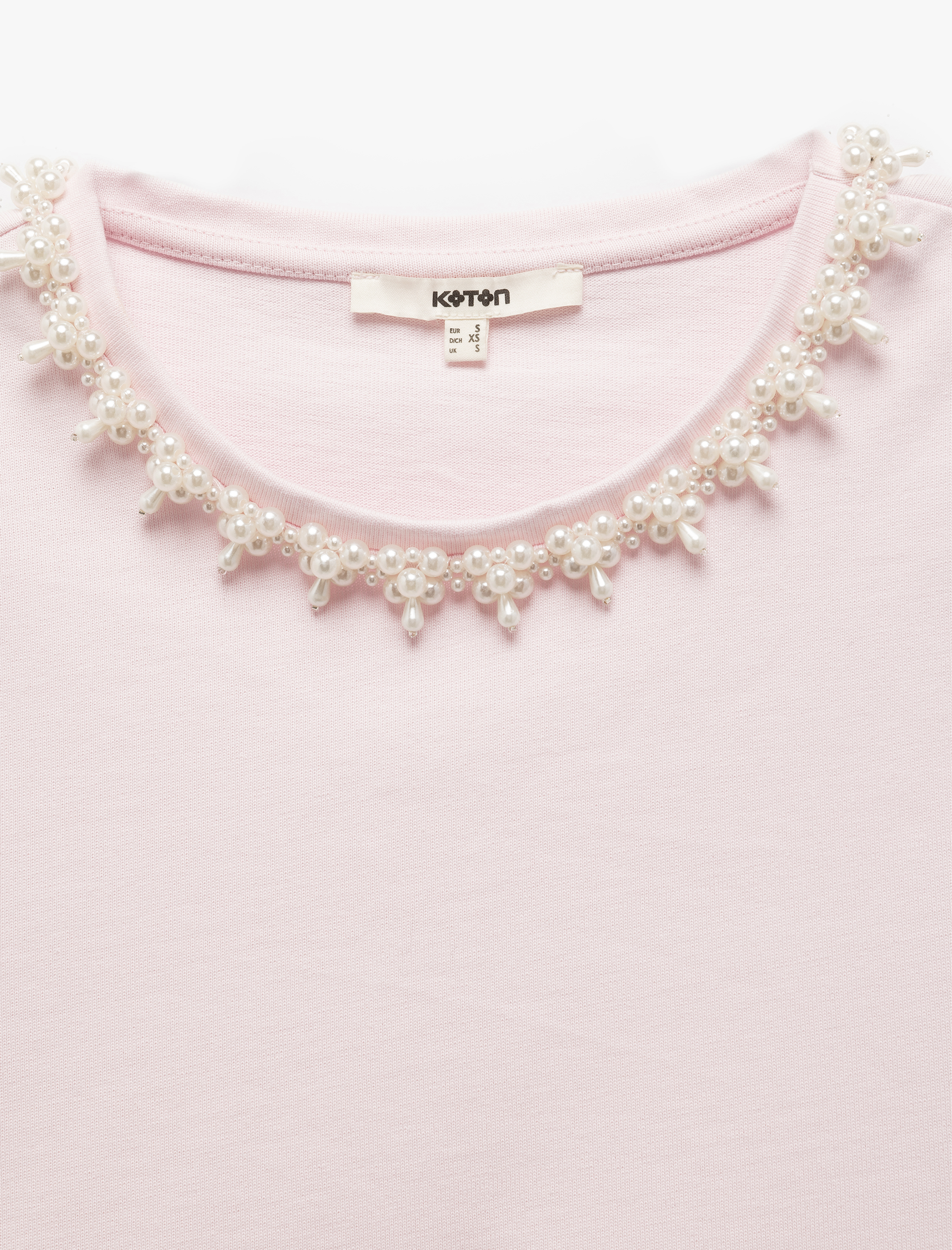   Rahat Kalıp Pamuklu İnci Detaylı Kısa Kollu Bisiklet Yaka Tişört