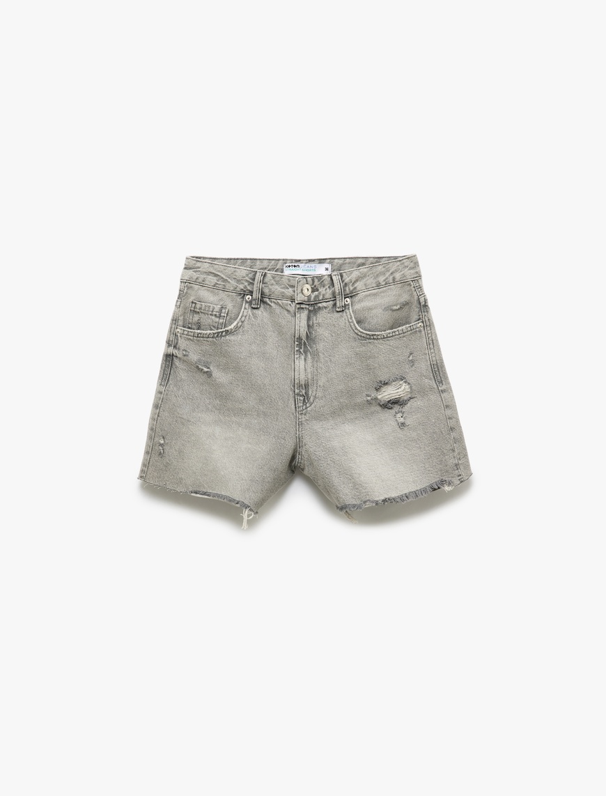   Yıpranmış Püsküllü Düğmeli Denim Şort