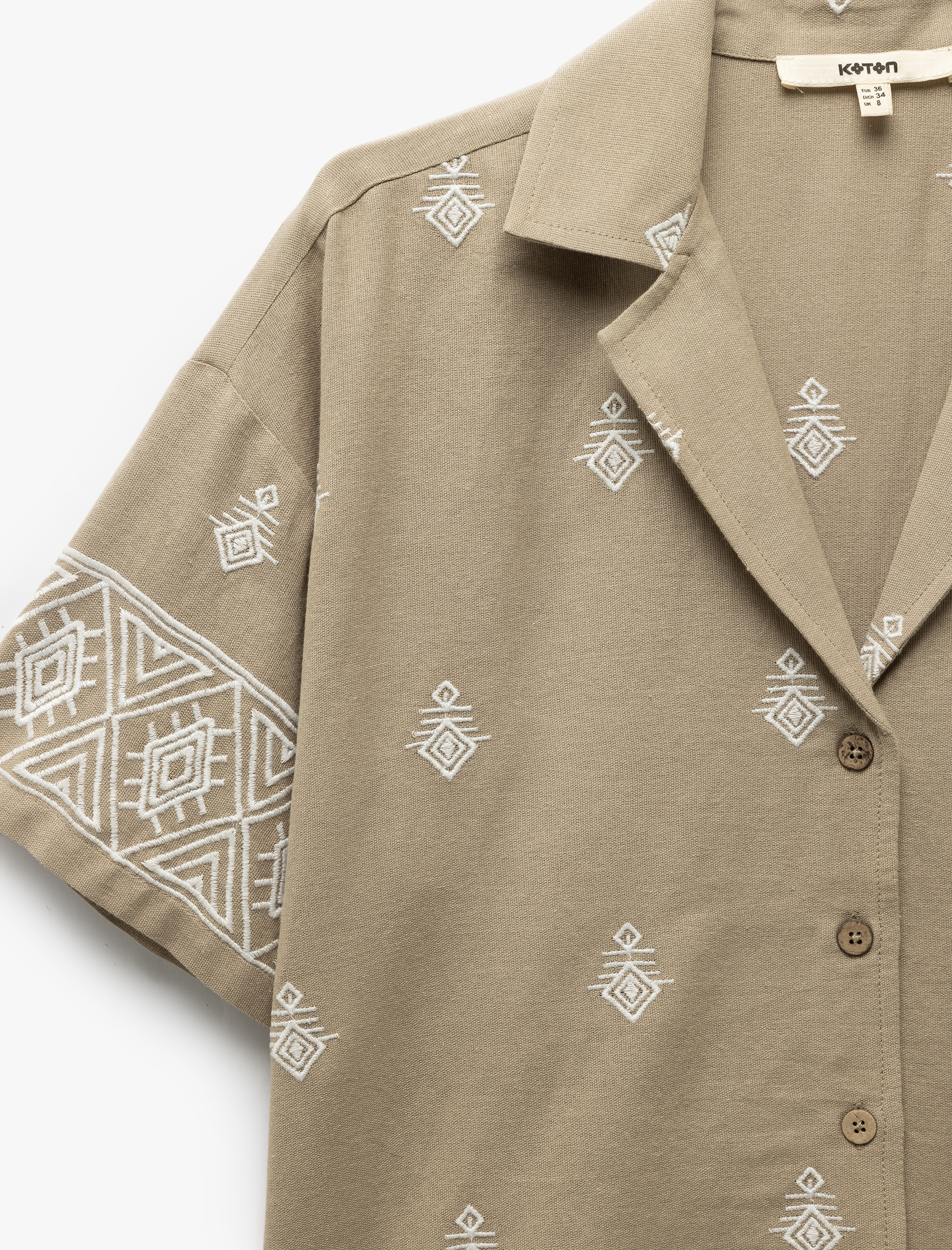   Viskon Etnik Desenli İşlemeli Kısa Kollu Oversize Crop Gömlek