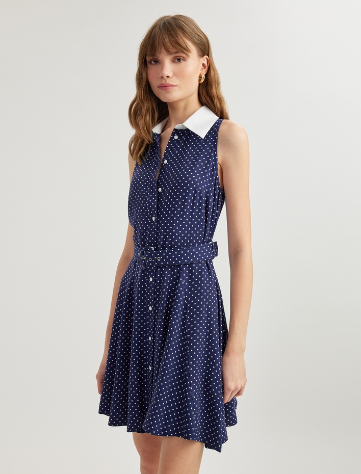  Kolsuz Düğmeli Puantiyeli Mini Viskon Gömlek Elbise