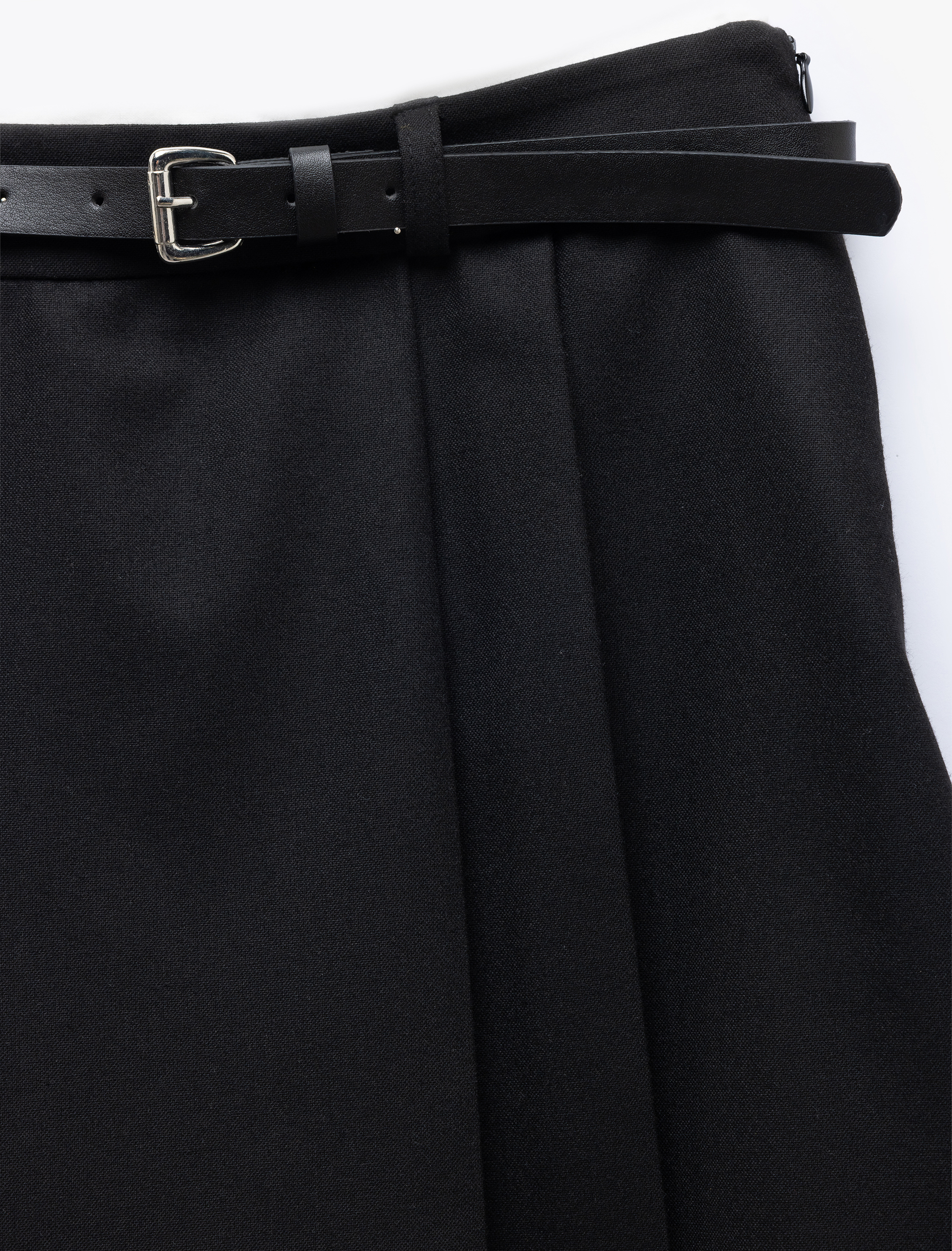   Standart Bel Kemerli Pileli Mini Şort Etek