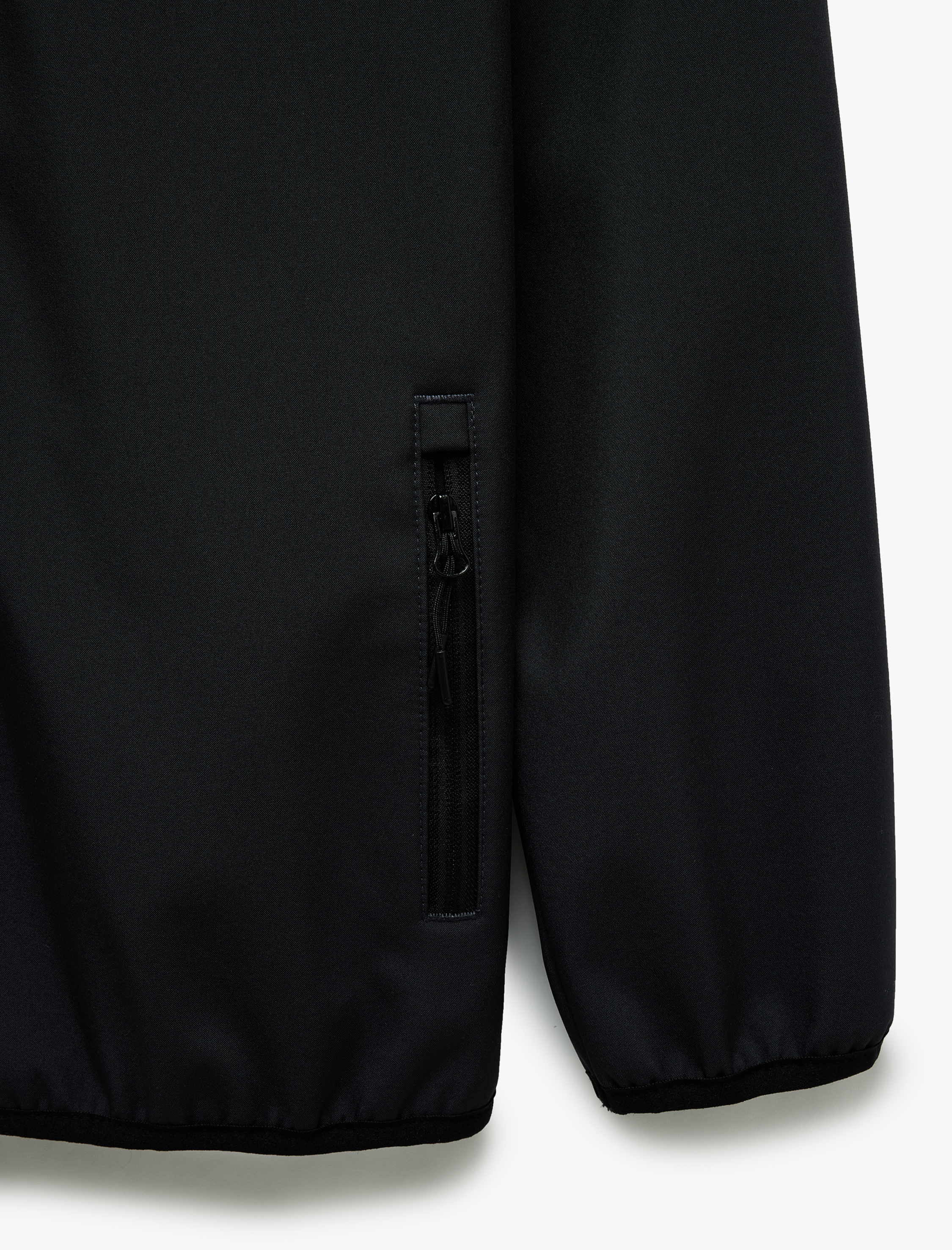   Fermuarlı Cepli Uzun Kollu Slim Fit Kapşonlu Mevsimlik Ceket