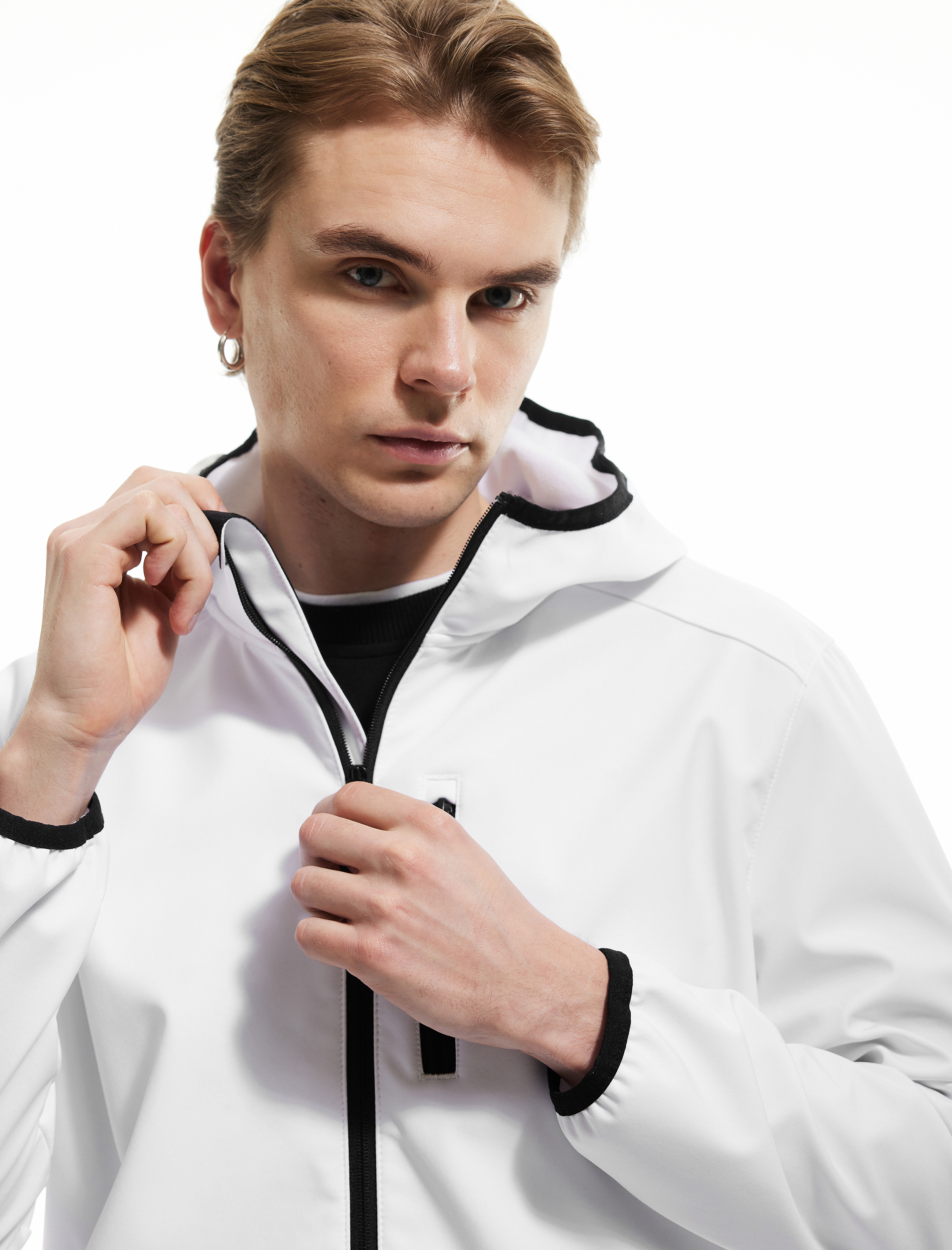   Fermuarlı Cepli Uzun Kollu Slim Fit Kapşonlu Mevsimlik Ceket