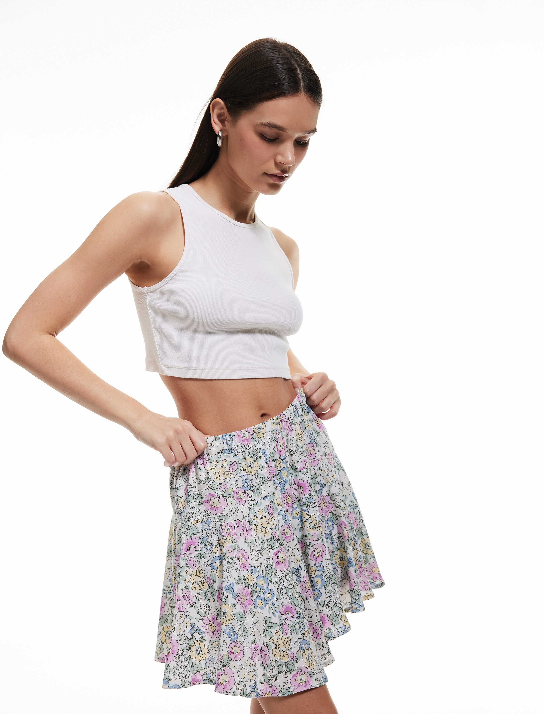   Çiçekli Viskon Volanlı Mini Şort Etek