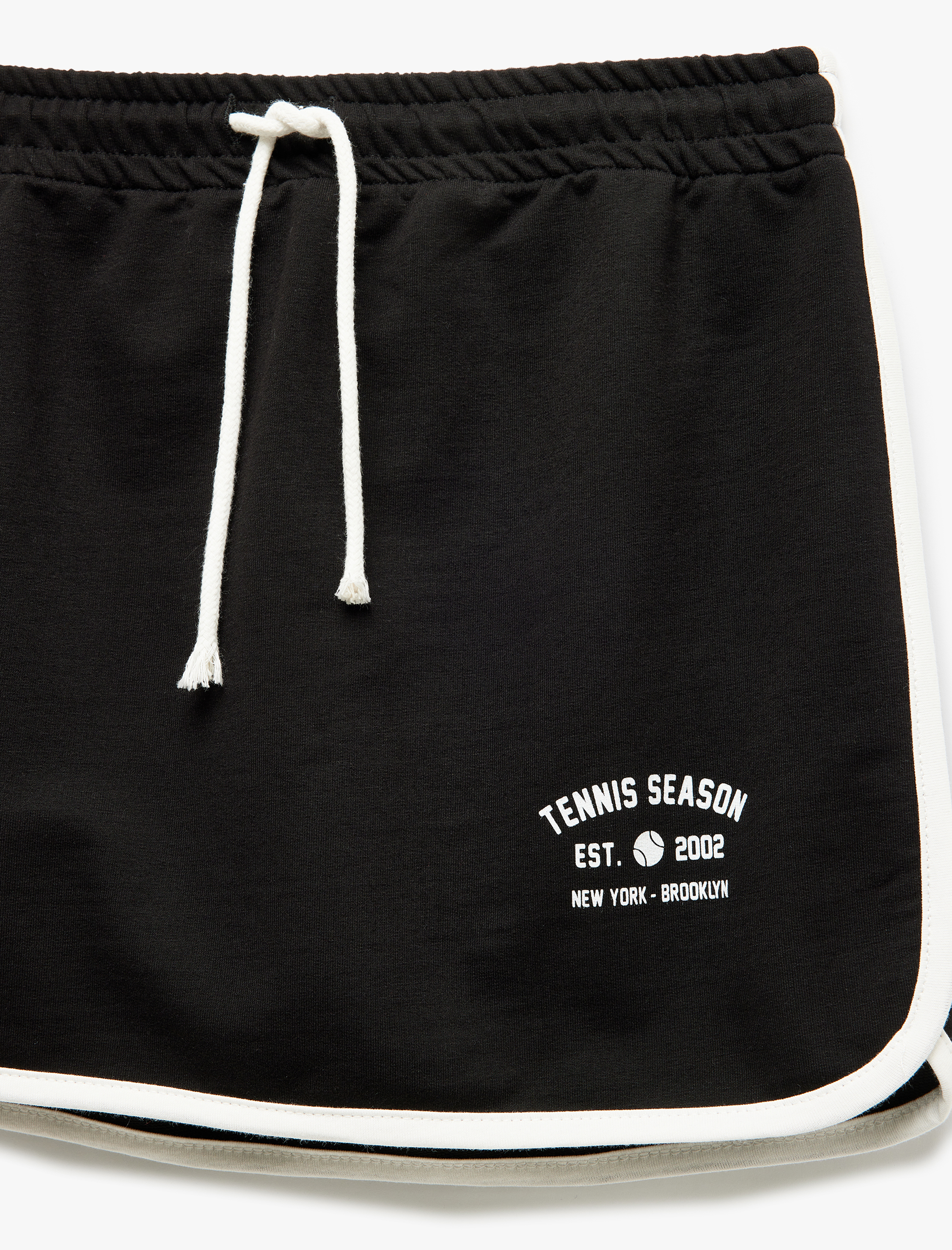   Pamuklu Beli Bağcıklı Çizgili Mini Şort Etek