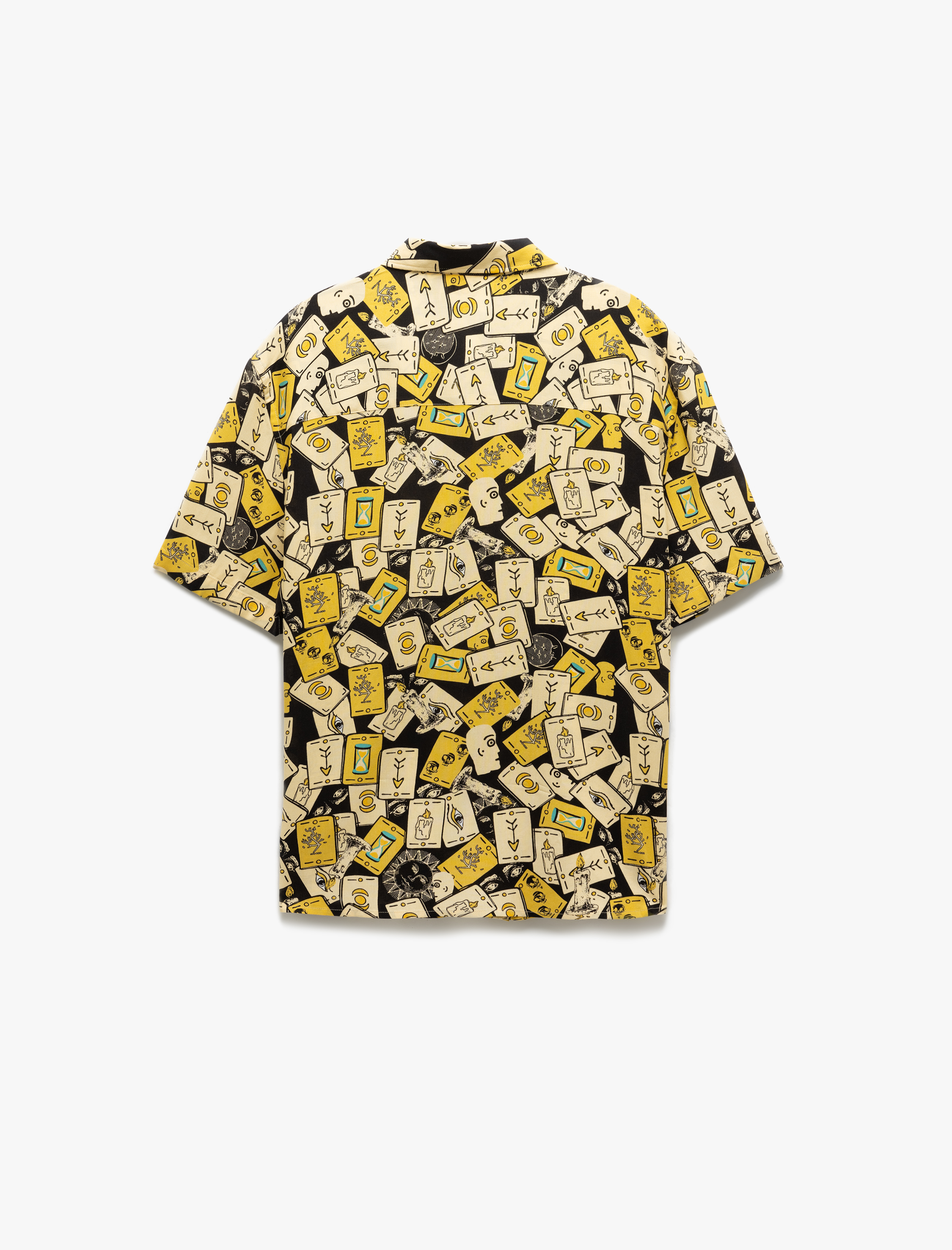   Düğmeli Viskon Regular Fit Kısa Kollu Desenli Gömlek