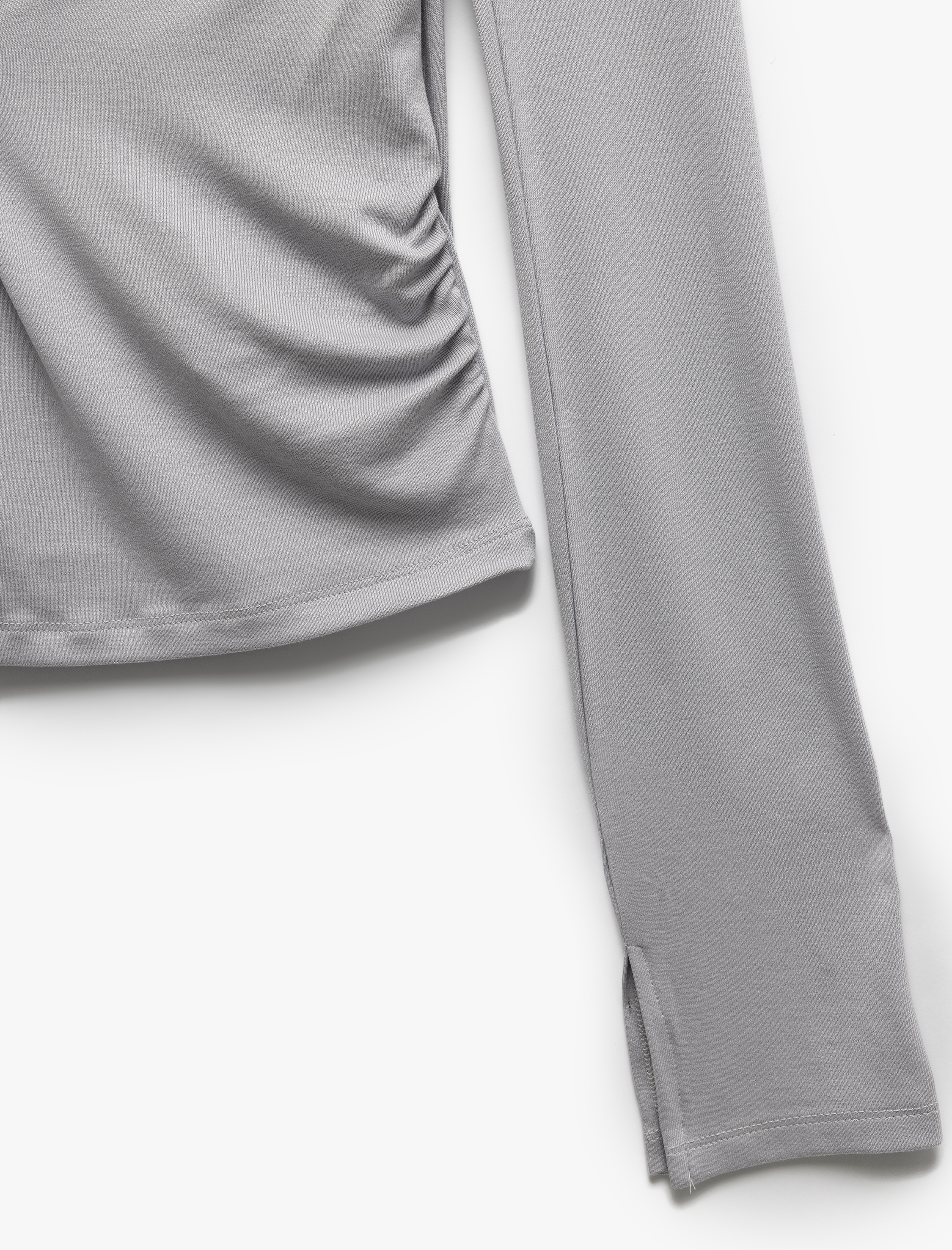   Degaje Yaka Uzun Kollu Askı Detaylı Drapeli Tişört