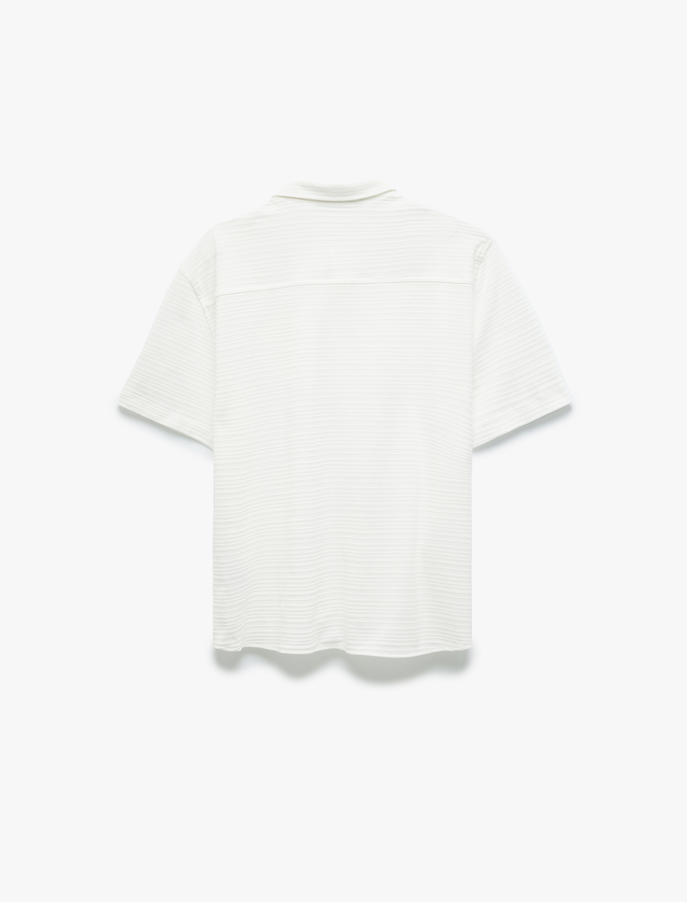   Düğmeli Yaka Dokulu Regular Fit Klasik Kısa Kollu Gömlek