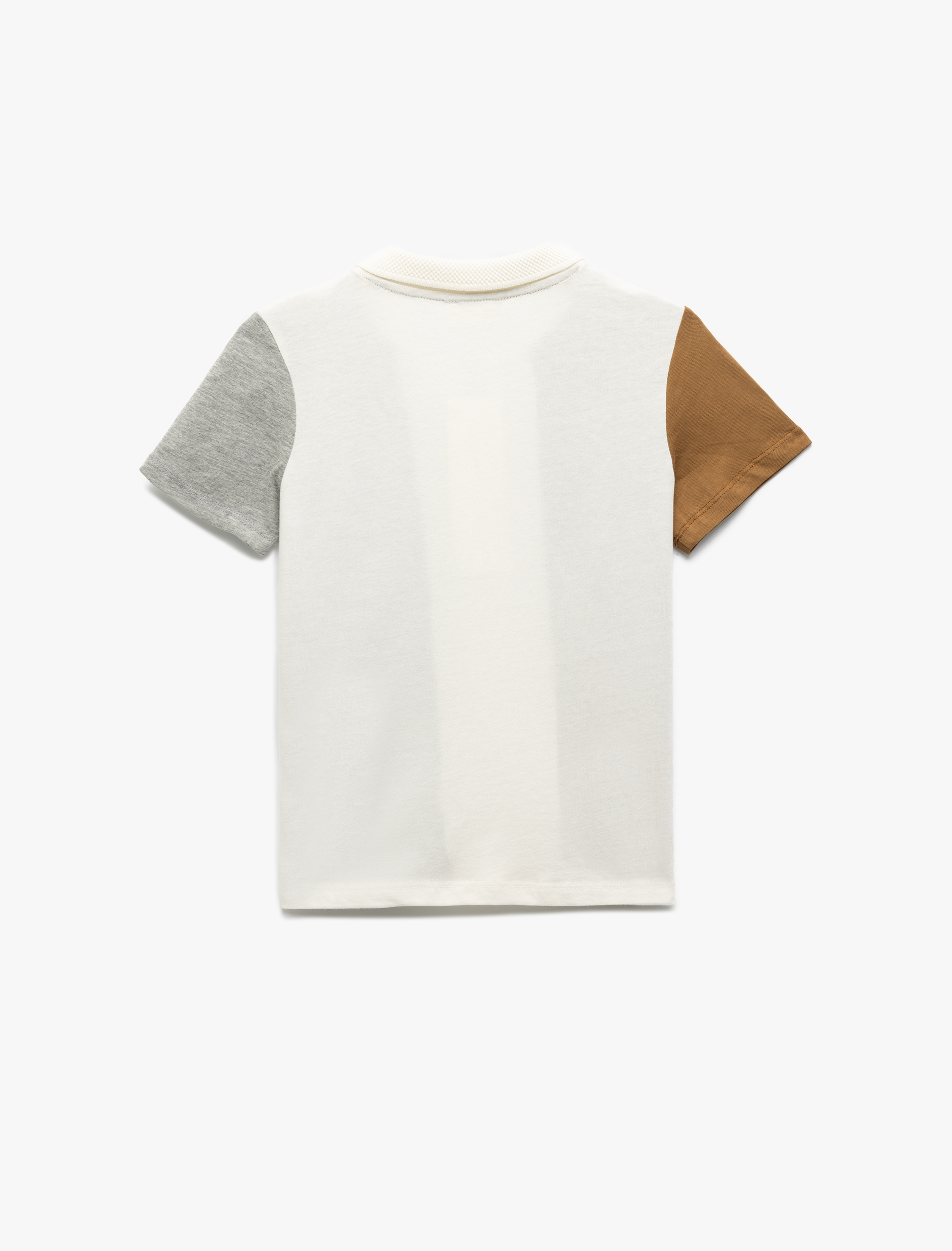  Erkek Çocuk Pamuklu Polo Yaka Fermuar Detaylı Kısa Kollu Tişört