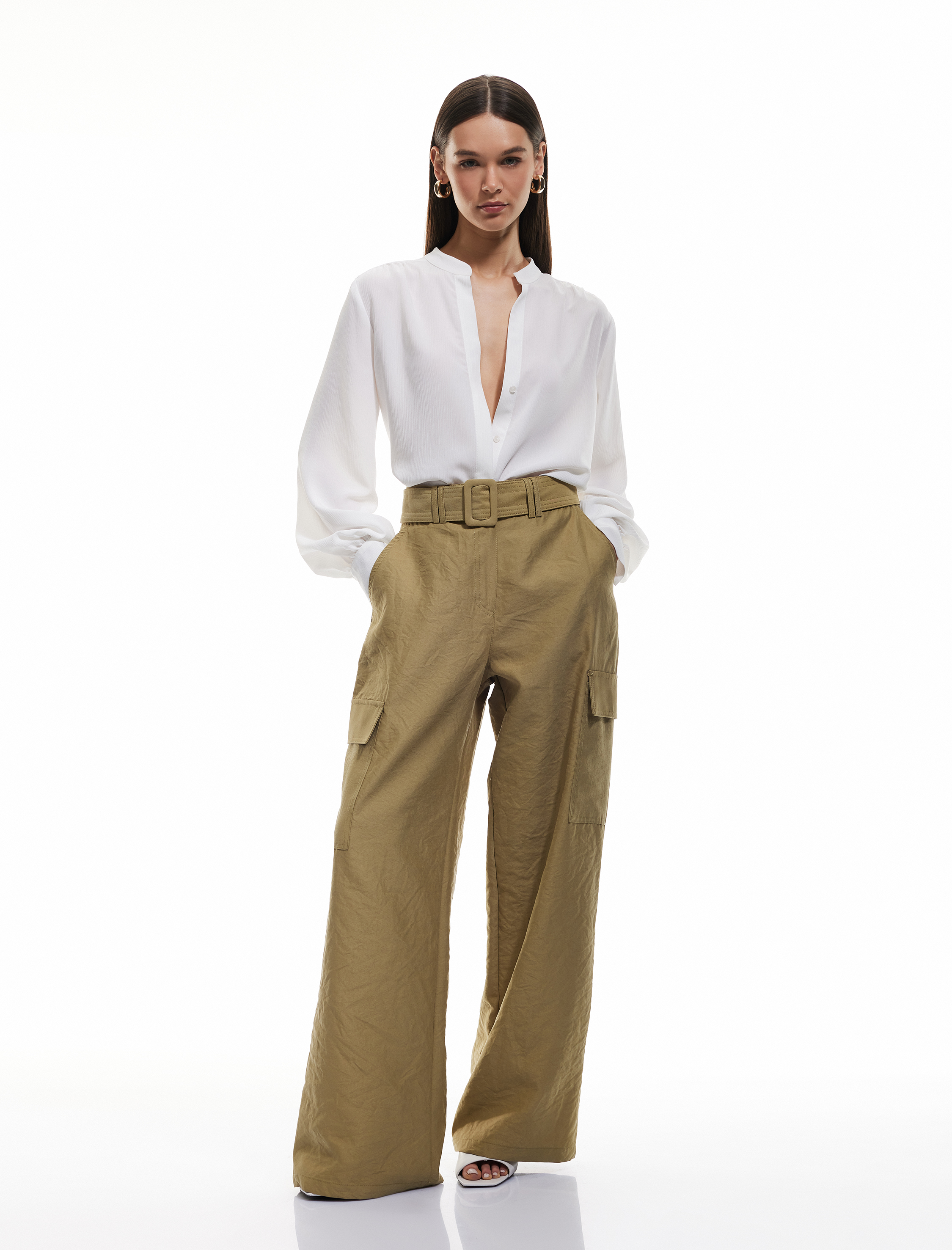 Düğmeli Hakim Yaka Uzun Kollu Saten Gömlek