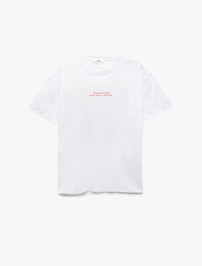  Pamuklu Kısa Kollu Bisiklet Yaka Arkası Baskılı Kadın Tişört