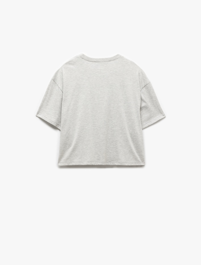  Kısa Kollu Baskılı Viskon Karışımlı Rahat Kesim Crop Tişört