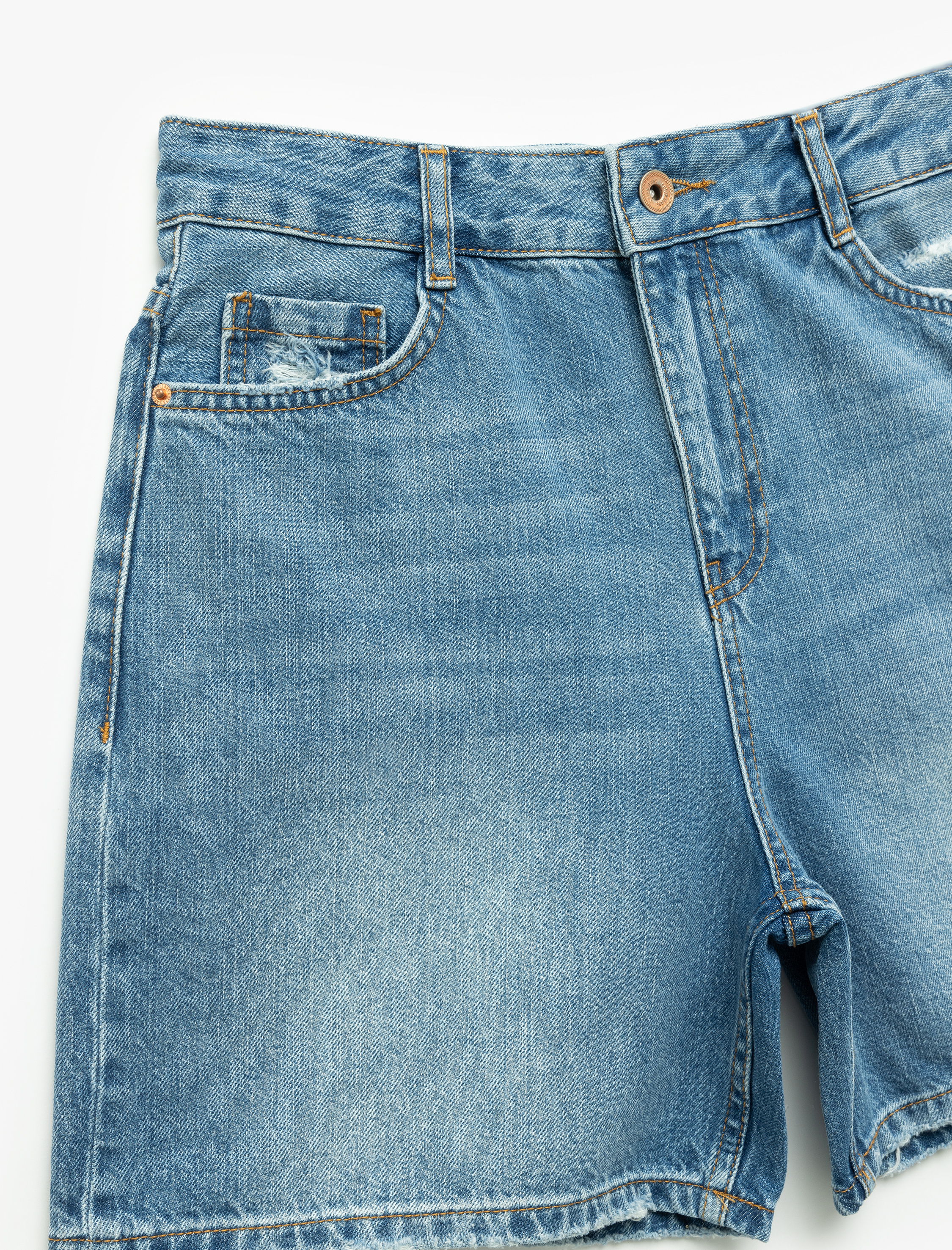   Pamuklu Relax Fit Düğmeli Cepli Denim Şort