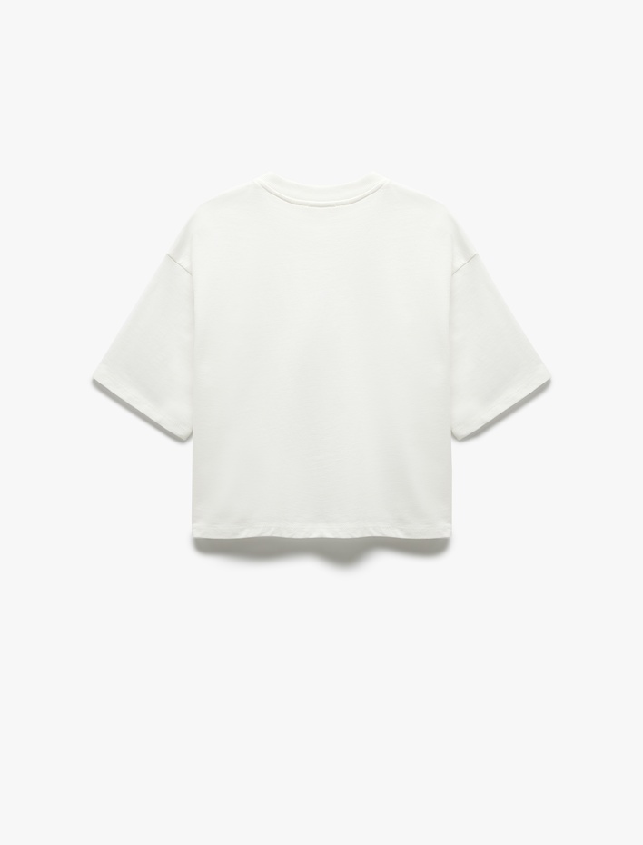  Üç İplik Pamuklu Kısa Kollu Bisiklet Yaka Boncuk Detaylı Taşlı Tişört