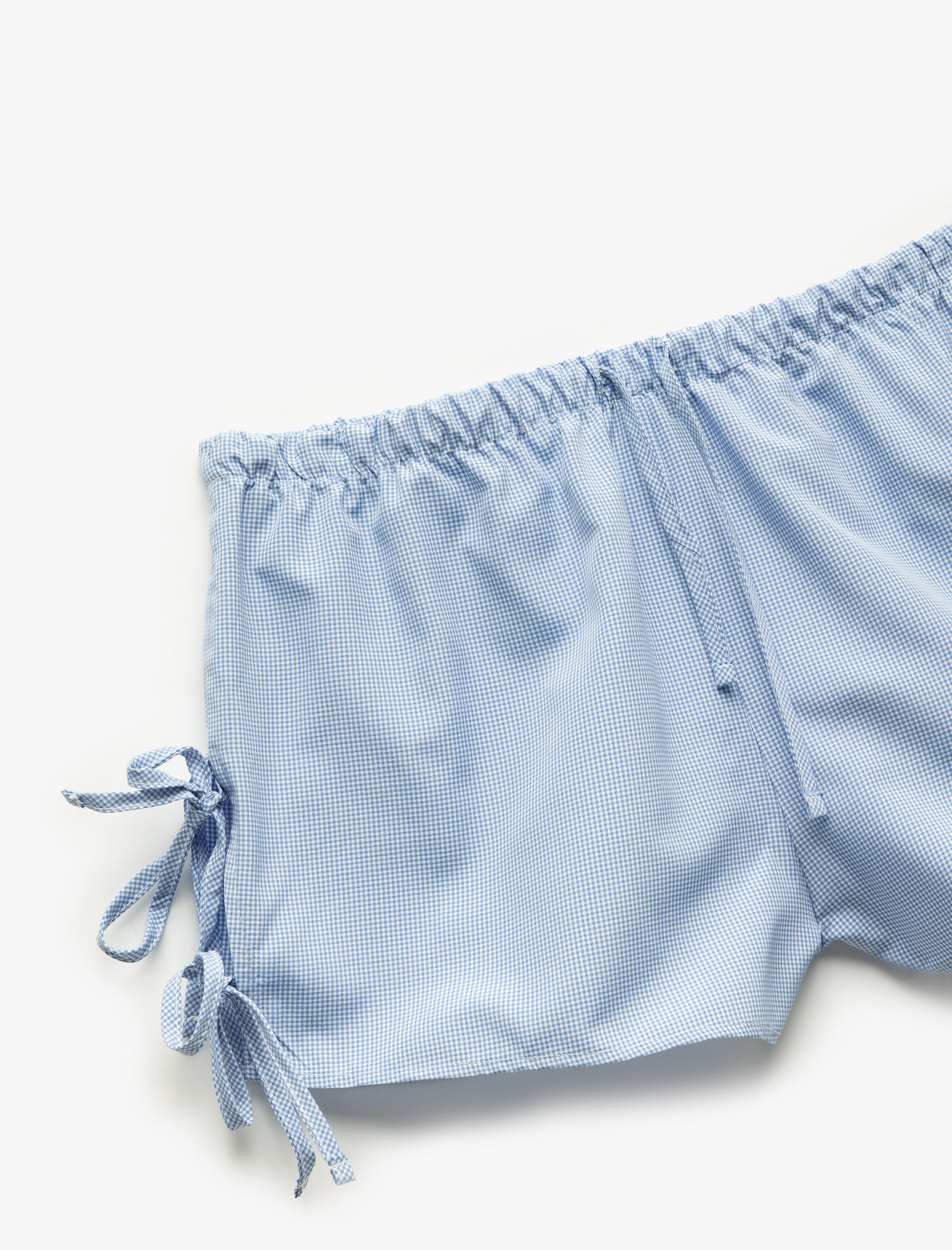   Rahat Kalıp Yanları Bağlamalı Fiyonk Detaylı Çizgili Şort Pijama Altı