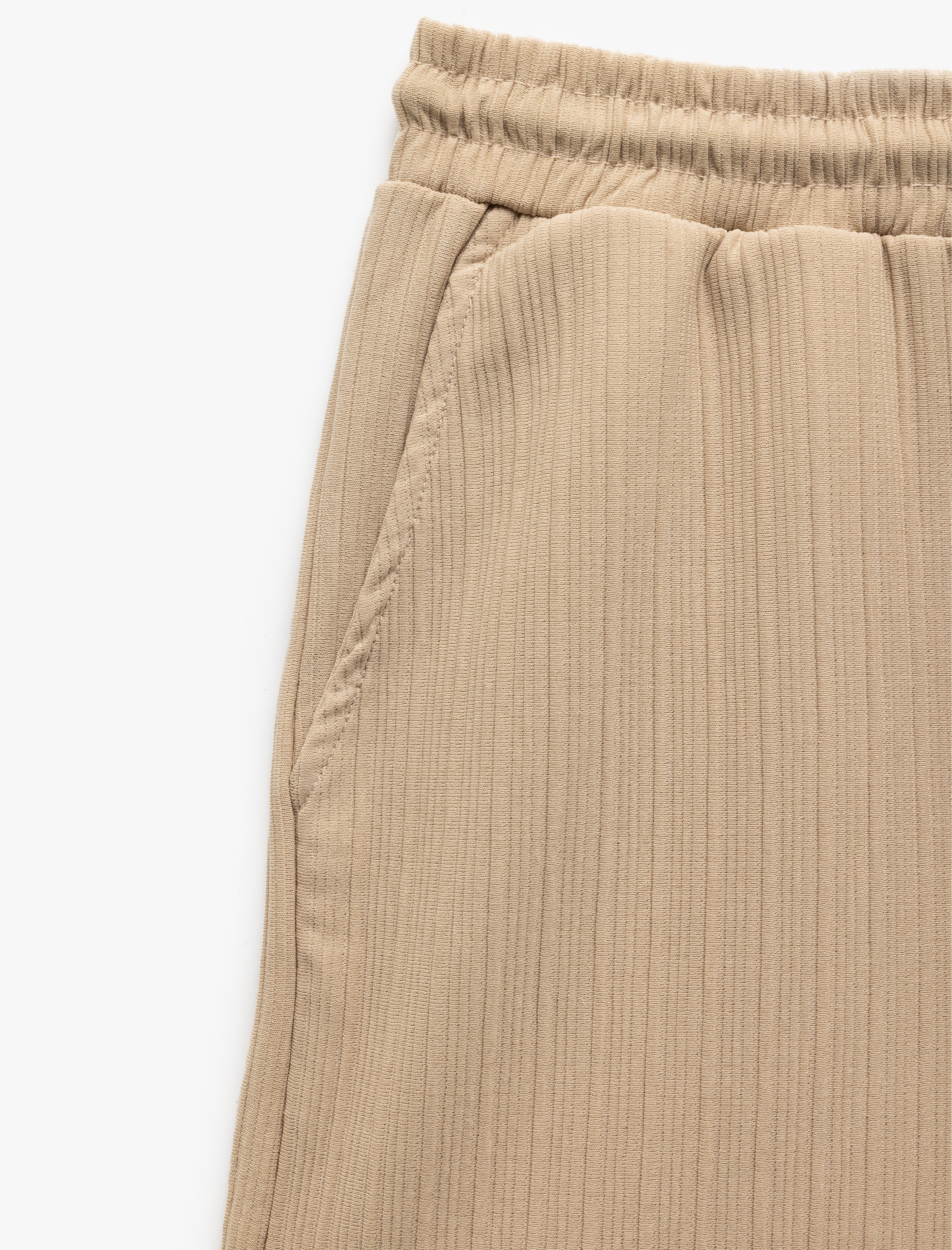 Cep Detaylı Dokulu Beli Bağcıklı Şort