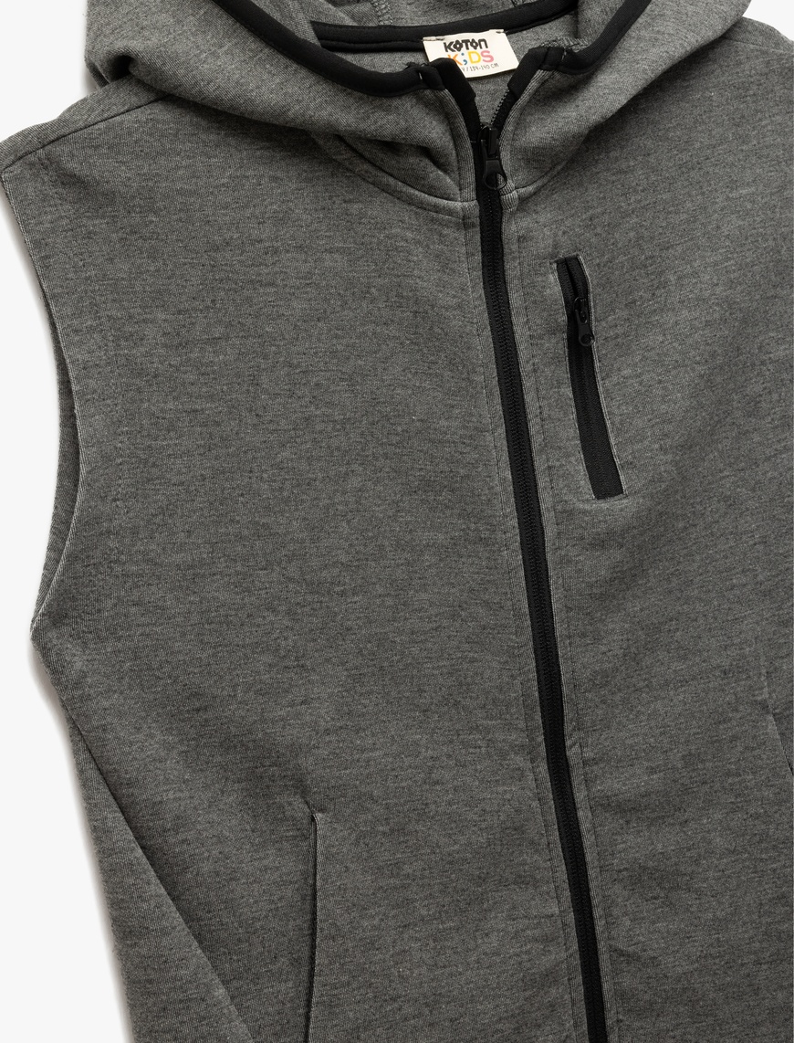  Erkek Çocuk Kapşonlu Fermuar Detaylı Kolsuz Basic Sweatshirt