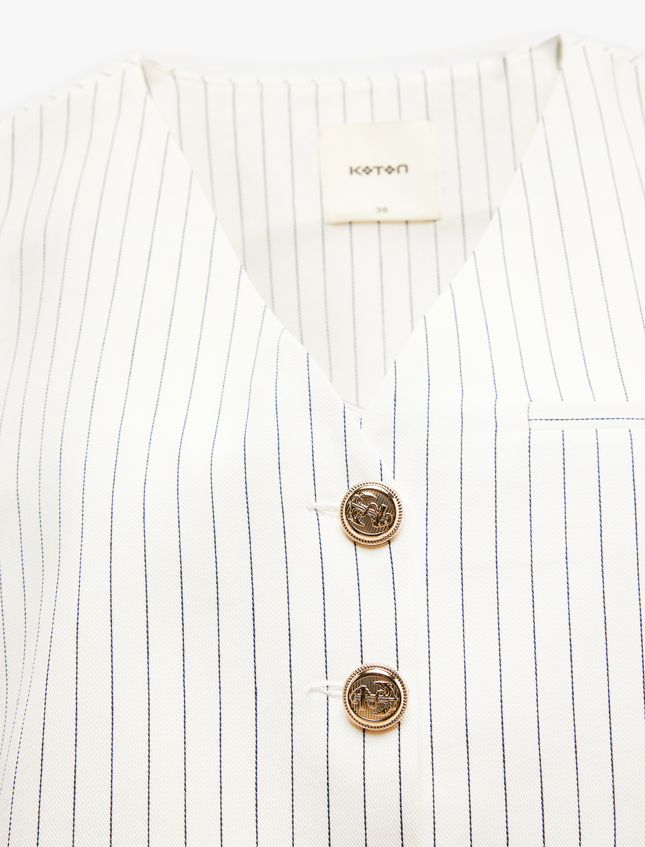   Pamuklu Düğmeli V Yaka Kolsuz Çizgili Crop Blazer Yelek