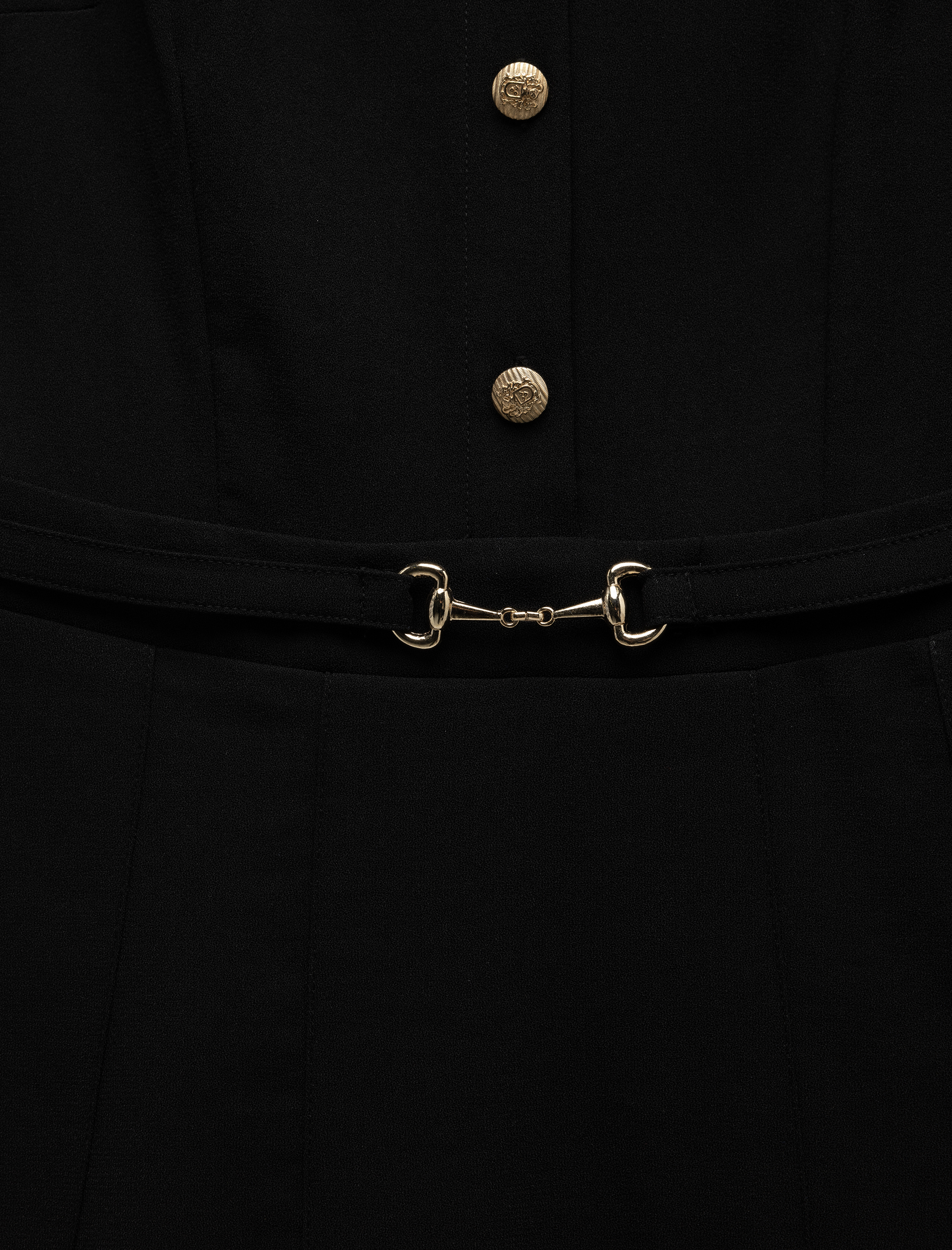   Metal Aksesuarlı Düğmeli Kısa Kollu Mini Krep Polo Yaka Elbise