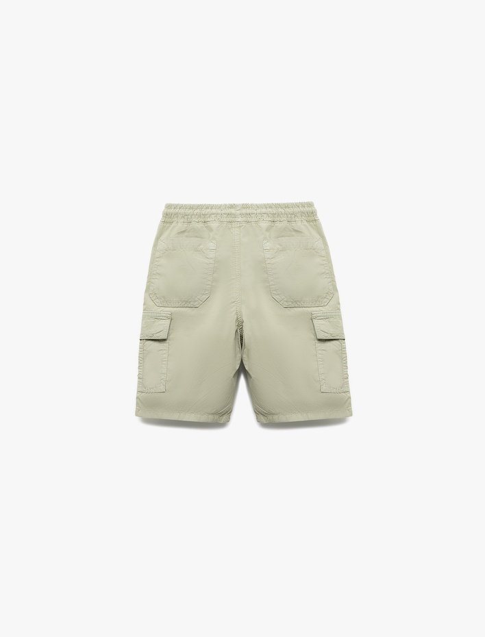 Erkek Çocuk Pamuklu Beli Bağcıklı Cep Detaylı Basic Paraşüt Şort