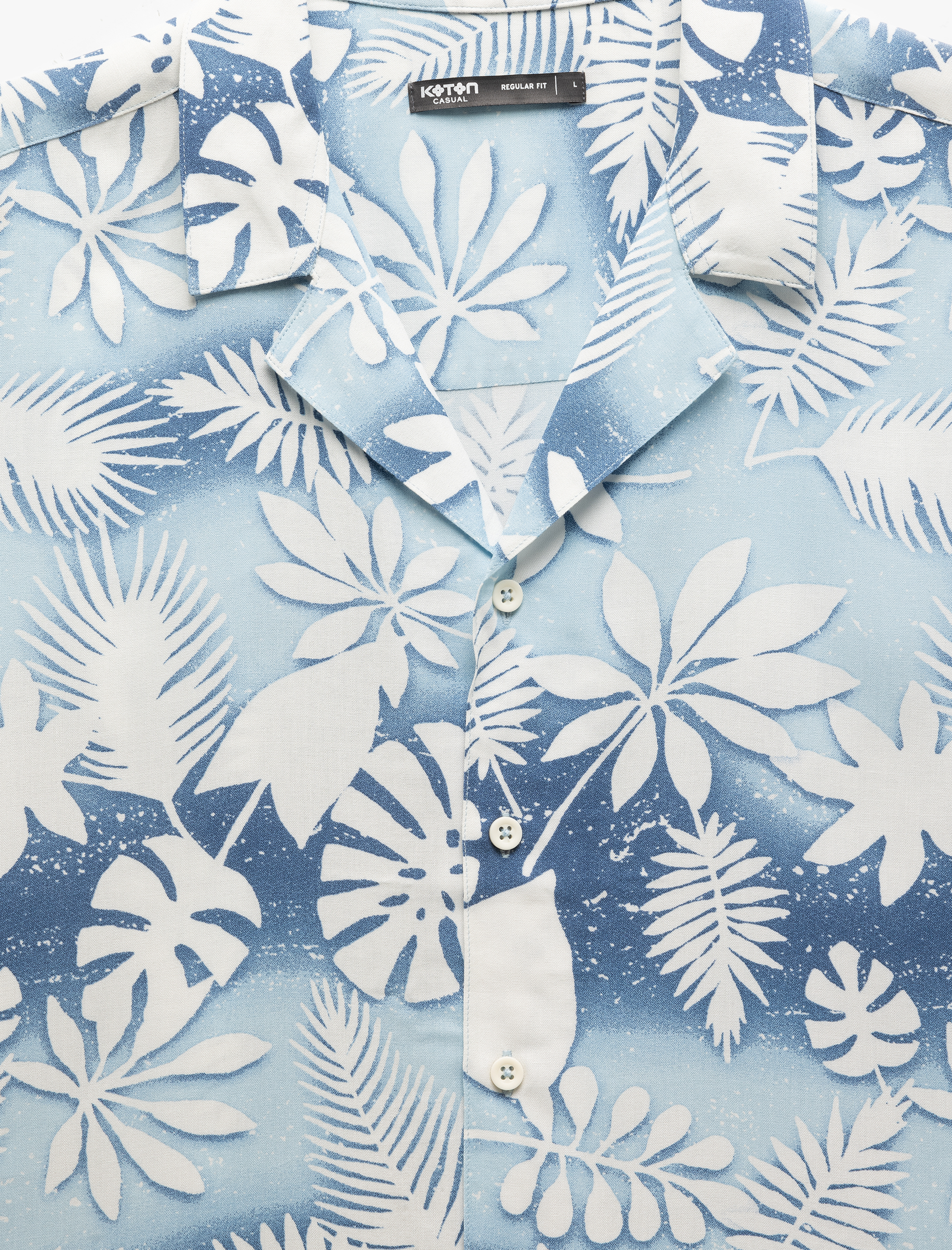 Viskon Kısa Kollu Regular Fit Devrik Yaka Çiçek Desenli Gömlek