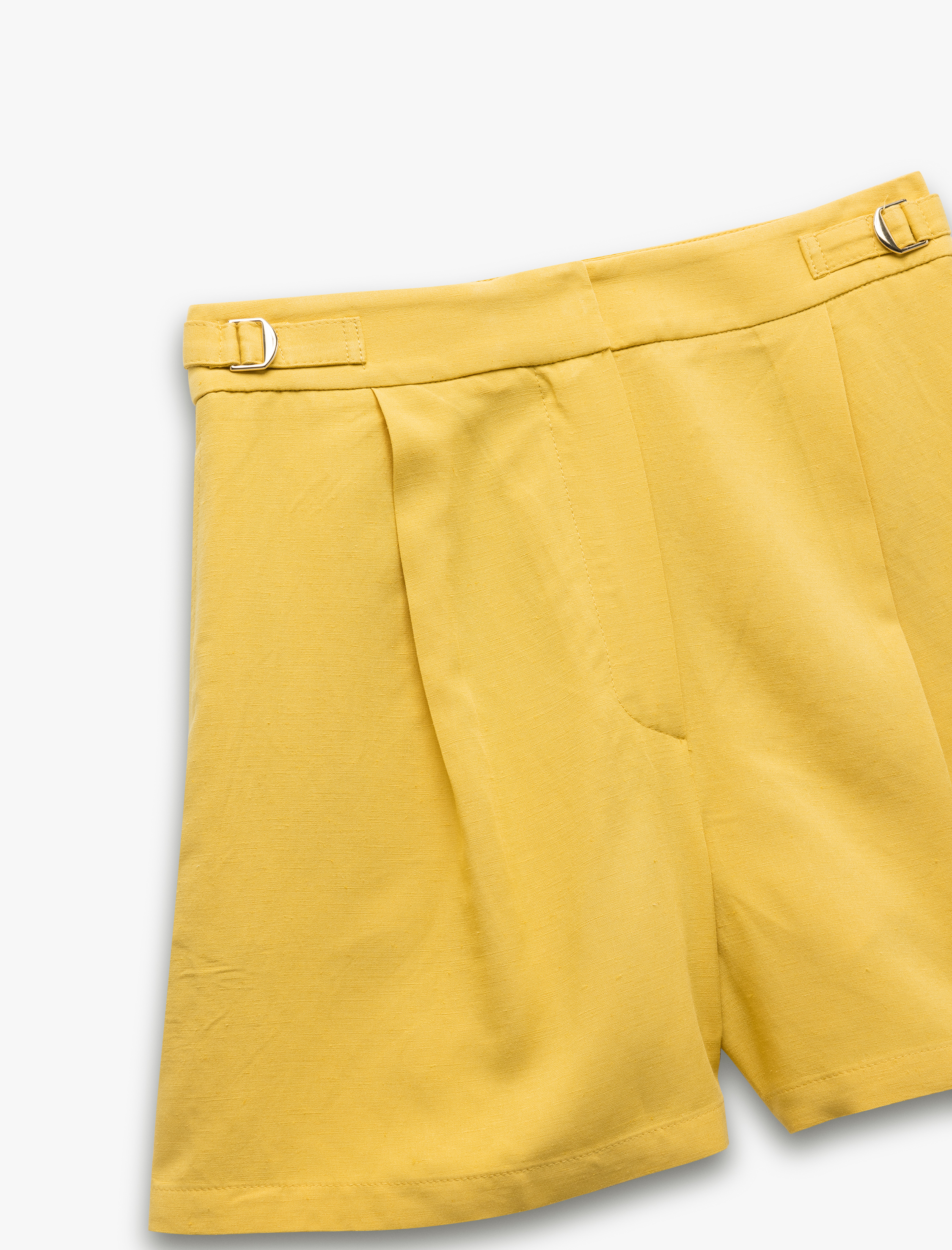   Metal Aksesuarlı Cepli Viskon Keten Karışımlı Mini Yüksek Bel Şort