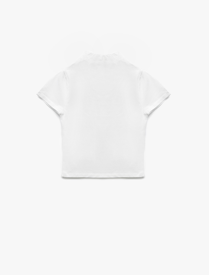  Pamuklu Slim Fit Kısa Kollu Dik Yaka Tişört