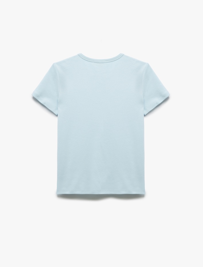  Pamuklu Slim Fit Kısa Kollu Bisiklet Yaka Basic Tişört