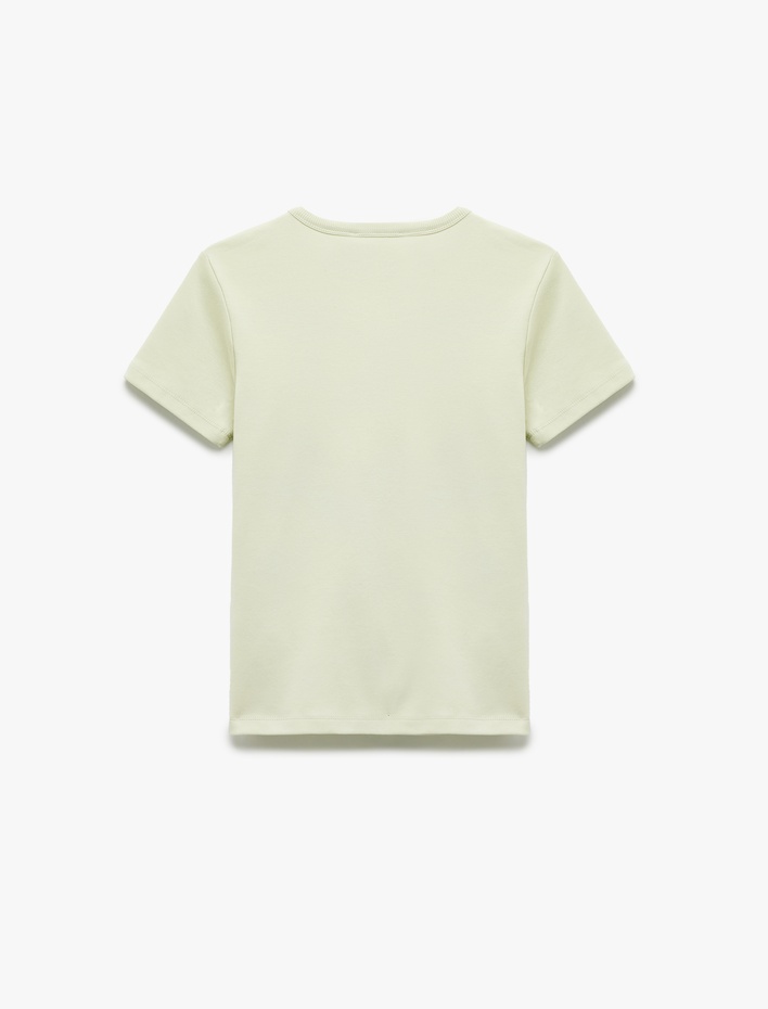  Pamuklu Slim Fit Kısa Kollu Bisiklet Yaka Basic Tişört