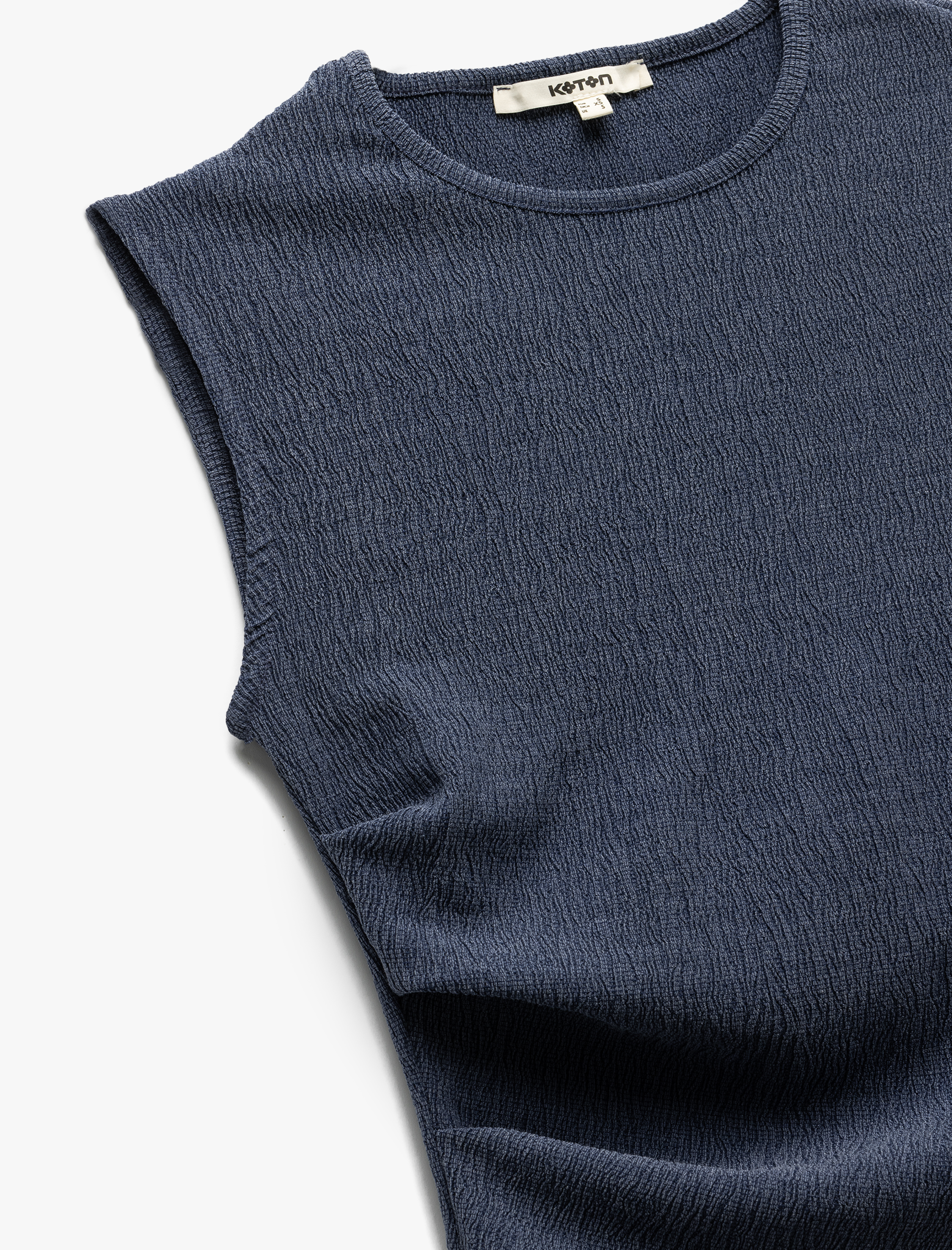   Yuvarlak Yaka Drape Detaylı Asimetrik Kolsuz Tişört