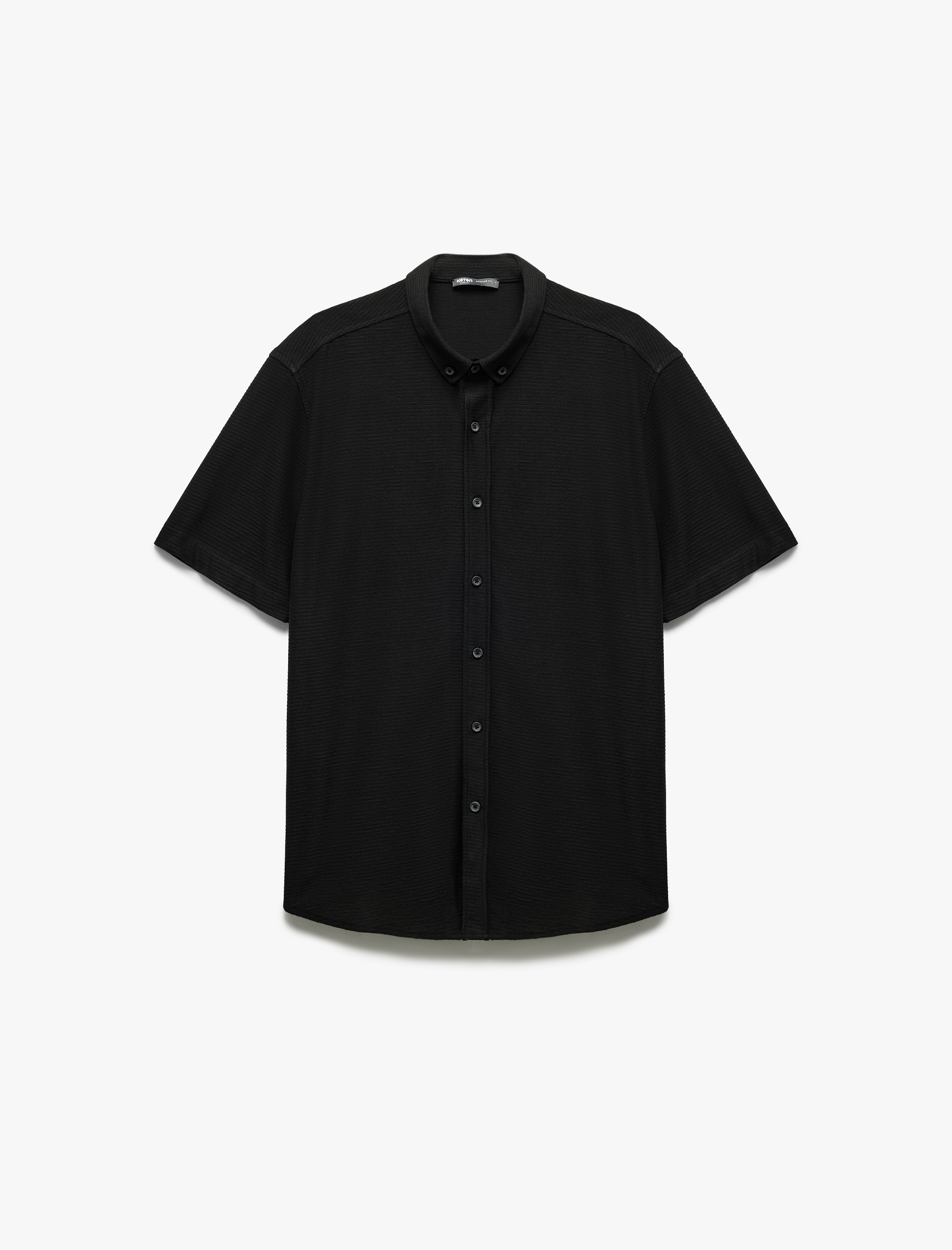   Düğmeli Yaka Dokulu Viskon Karışımlı Regular Fit Klasik Kısa Kollu Gömlek