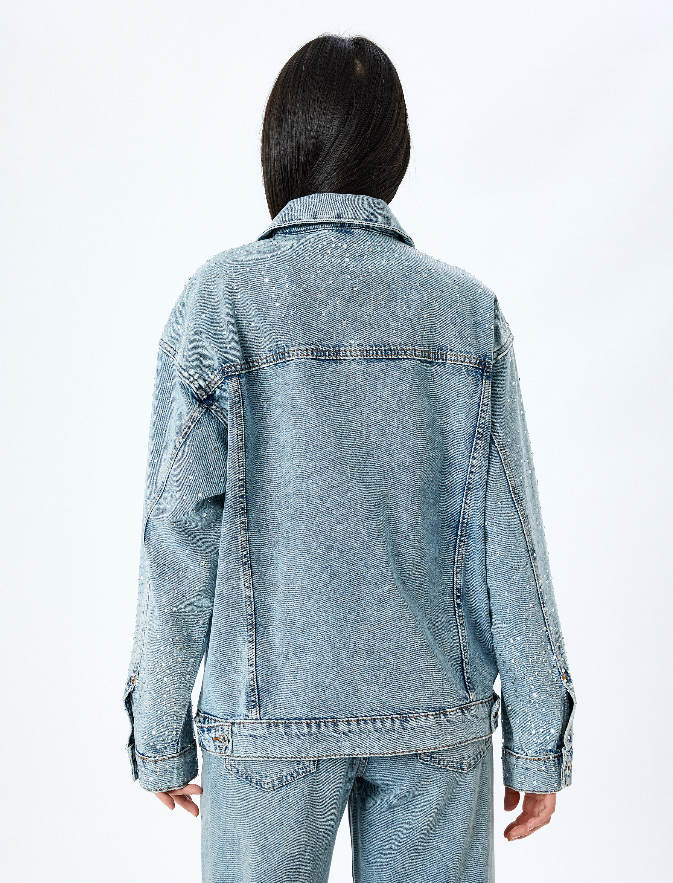 Cepli Taş Detaylı Düğmeli Denim Ceket