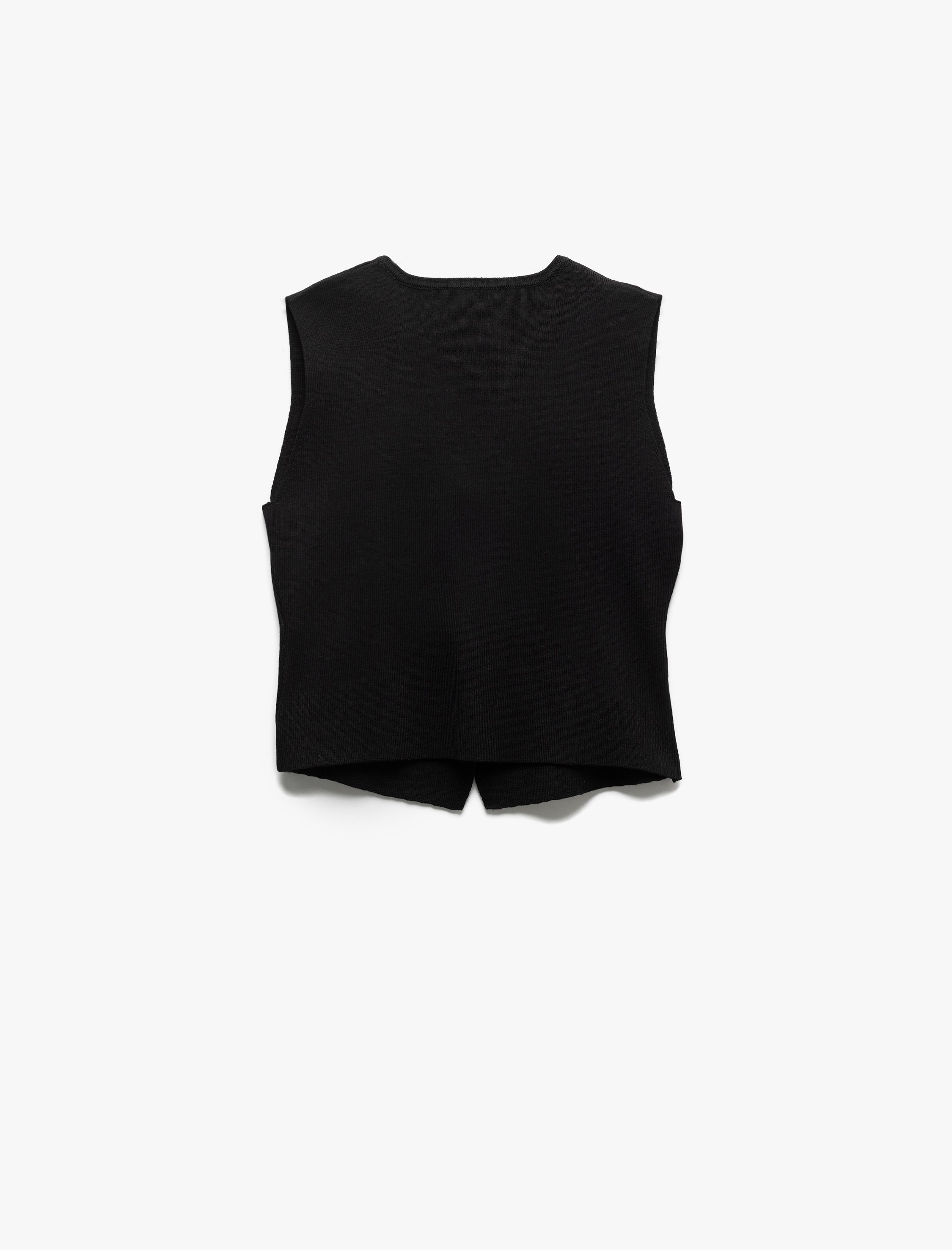   V Yaka Düğmeli Kolsuz Triko Yelek