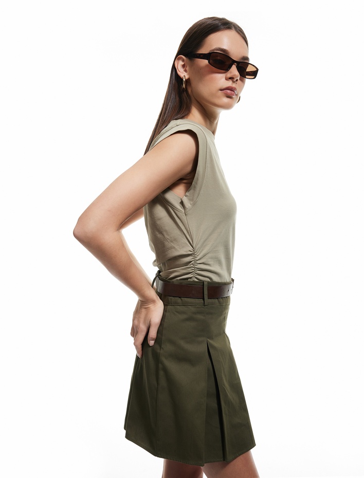  Pamuklu Drape Detaylı Bisiklet Yaka Kolsuz Tişört