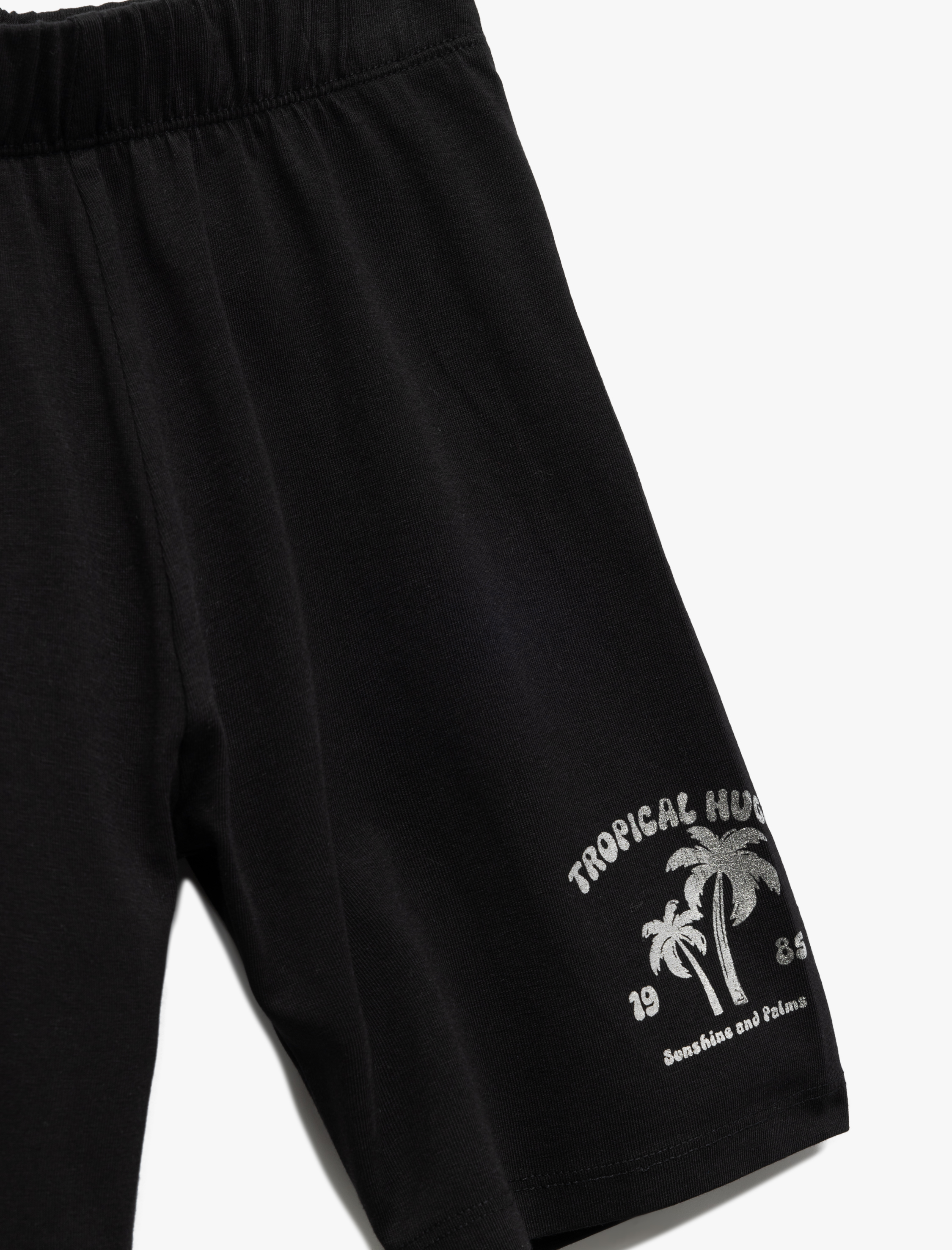  Kız Çocuk Pamuklu Beli Lastikli Palmiye Baskı Detaylı Şort