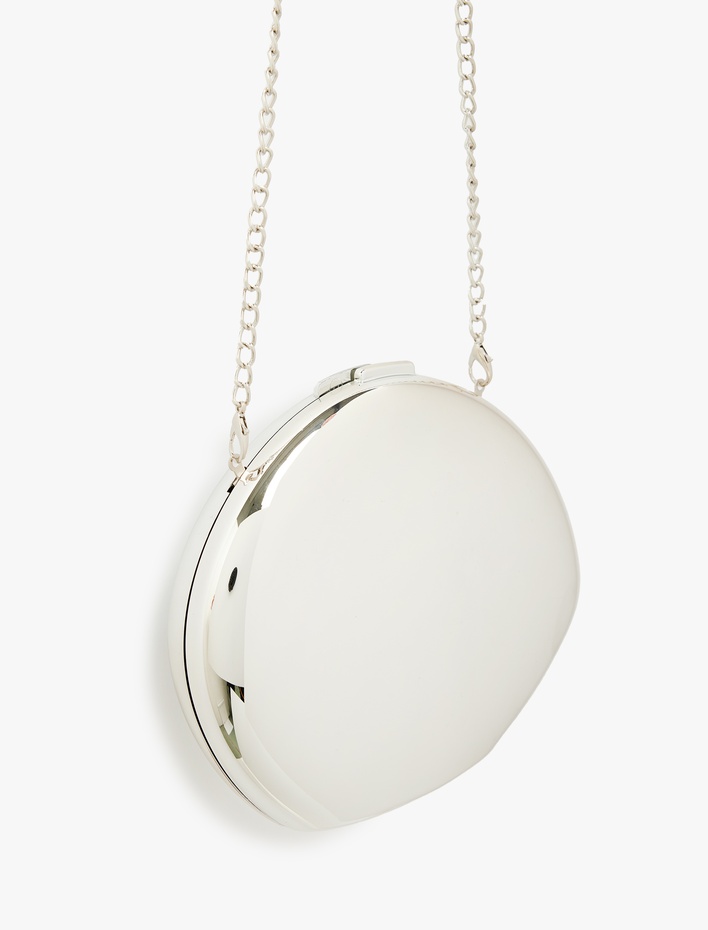 Kadın Zincir Askılı Asimetrik Metalik Çanta